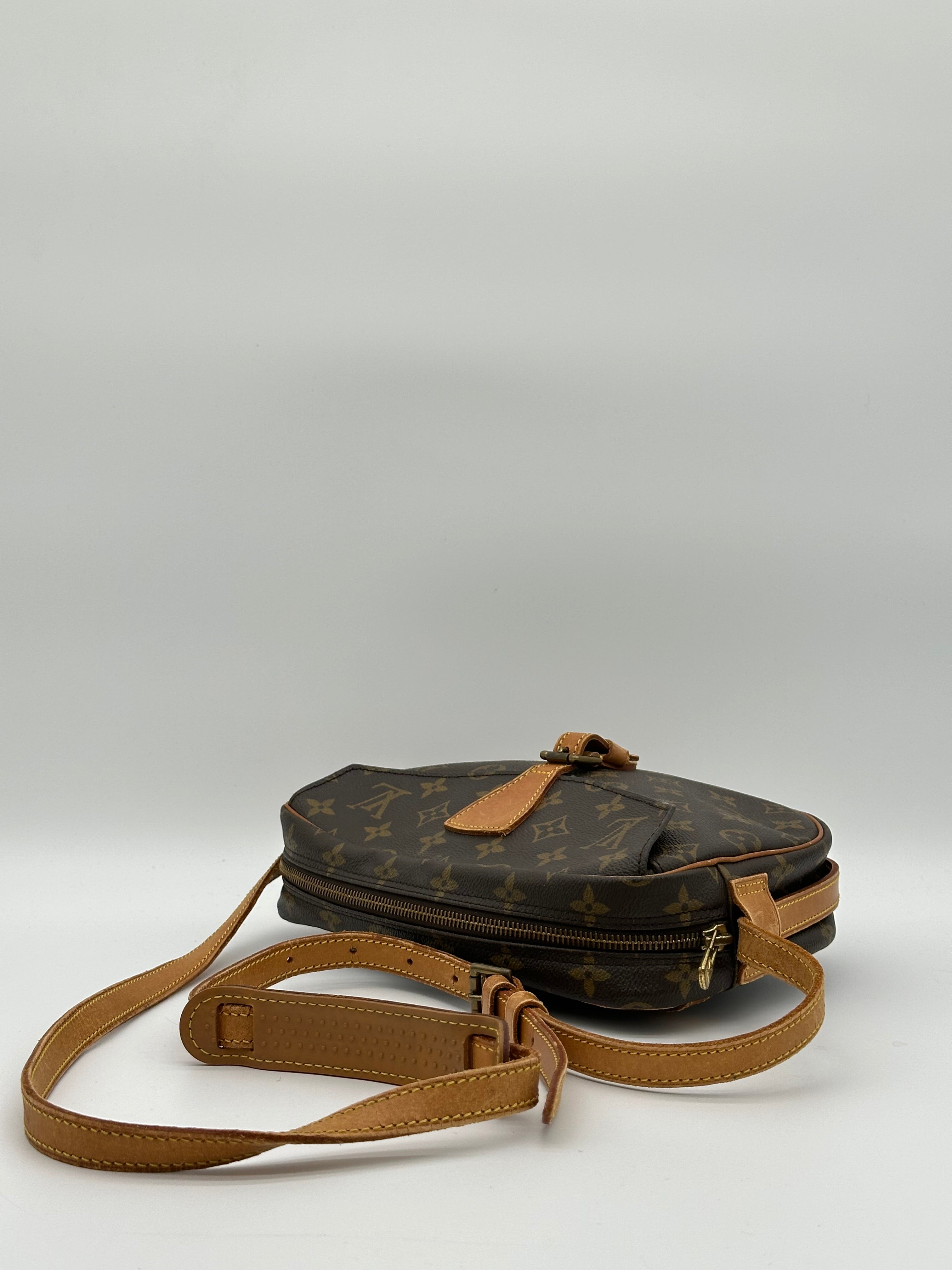 Louis Vuitton Jeune Fille MM