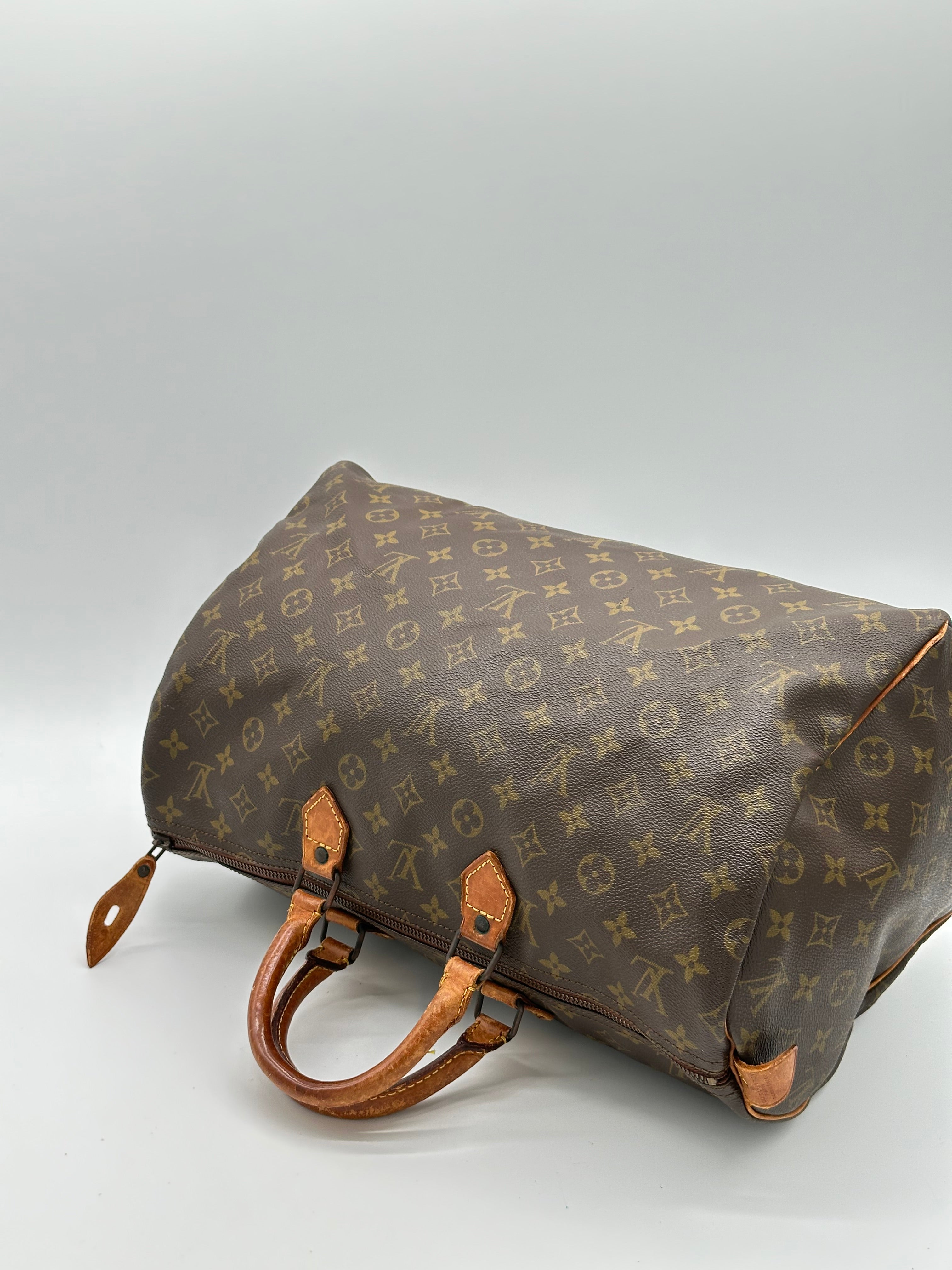Louis Vuitton Speedy 40