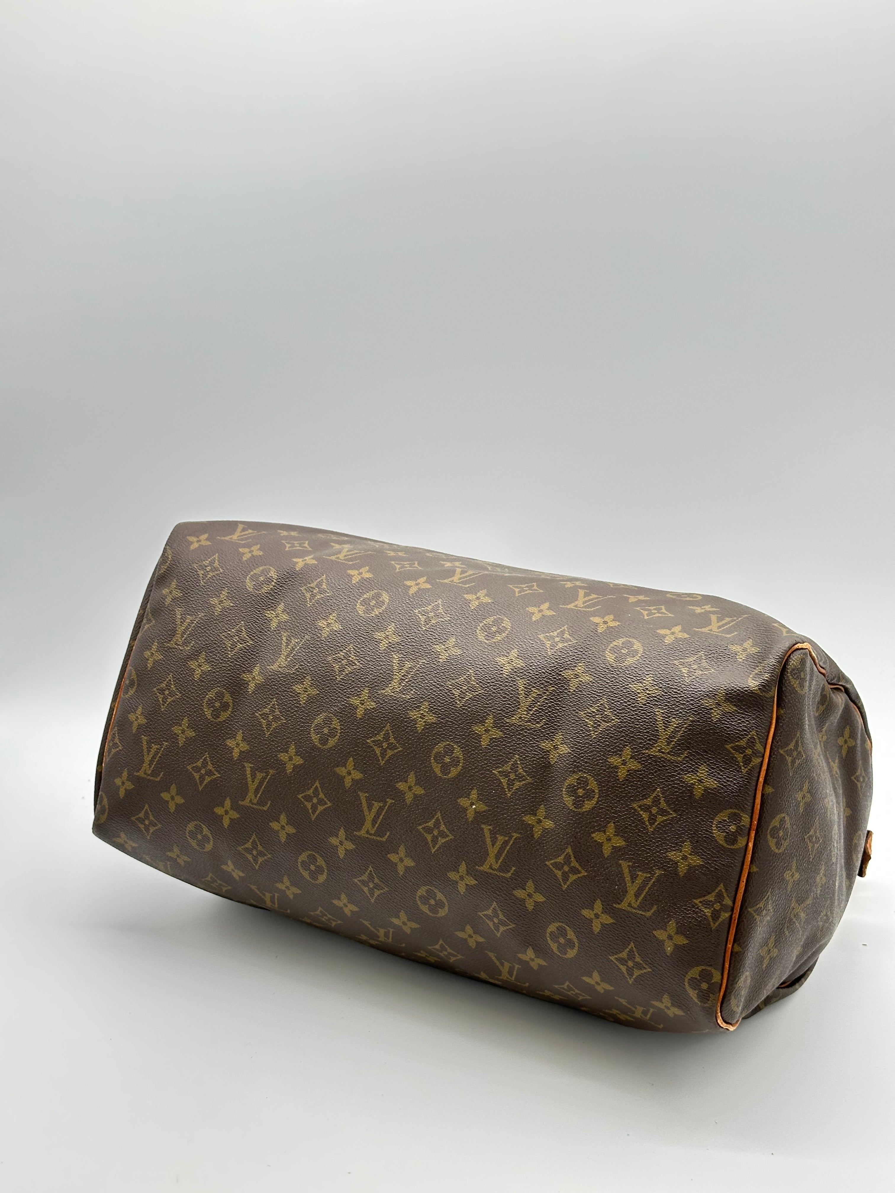 Louis Vuitton Speedy 40