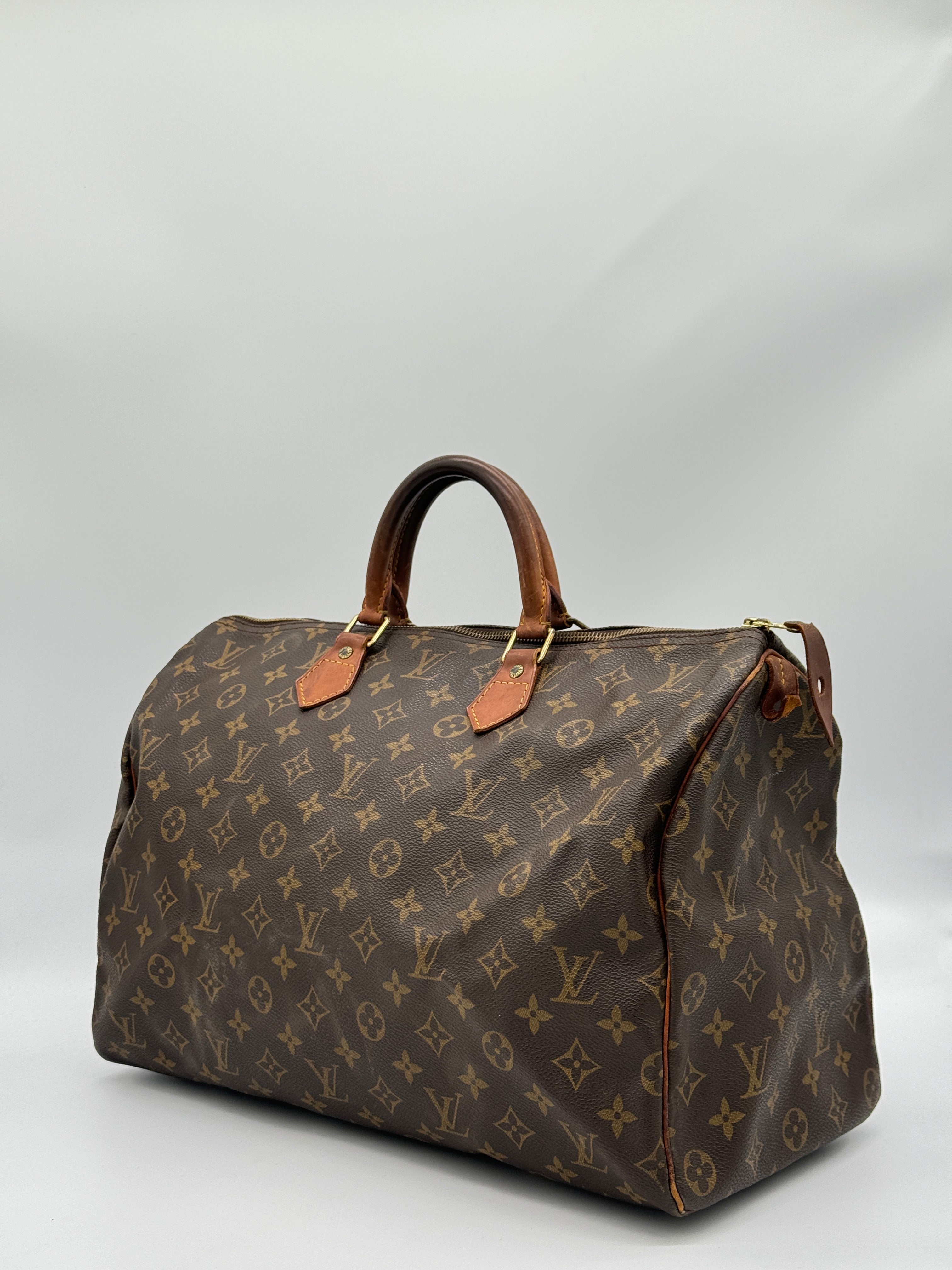 Louis Vuitton Speedy 40