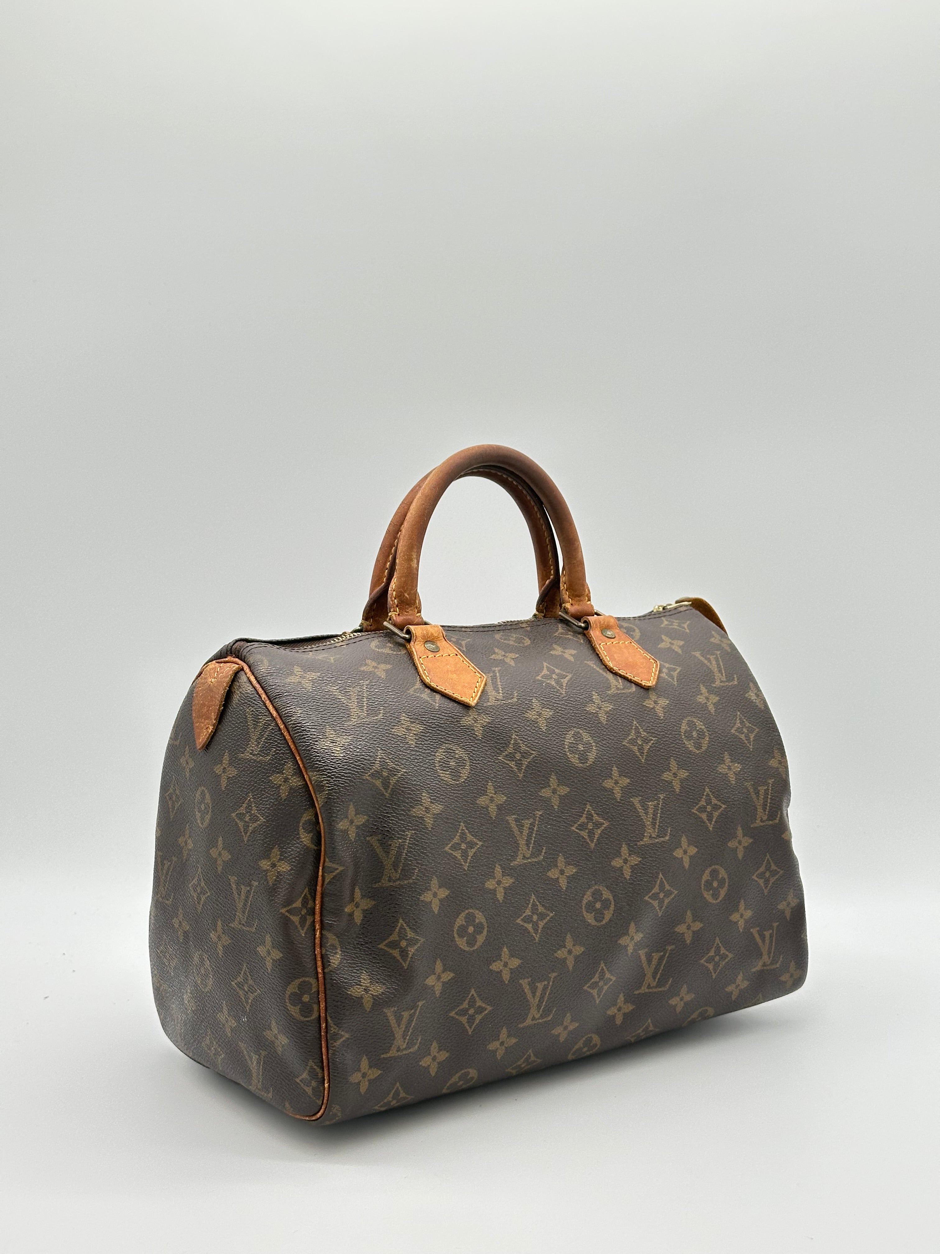 Louis Vuitton Speedy 30