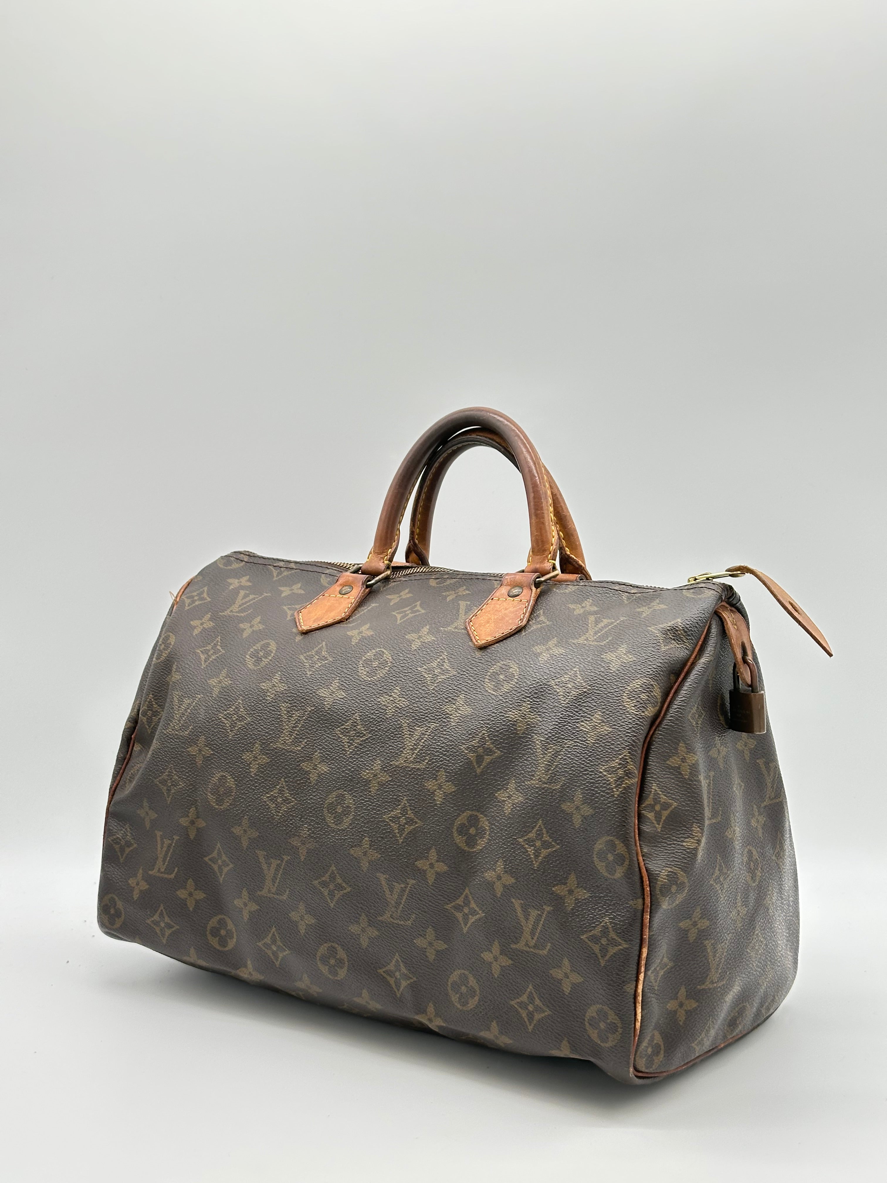 Louis Vuitton Speedy 35