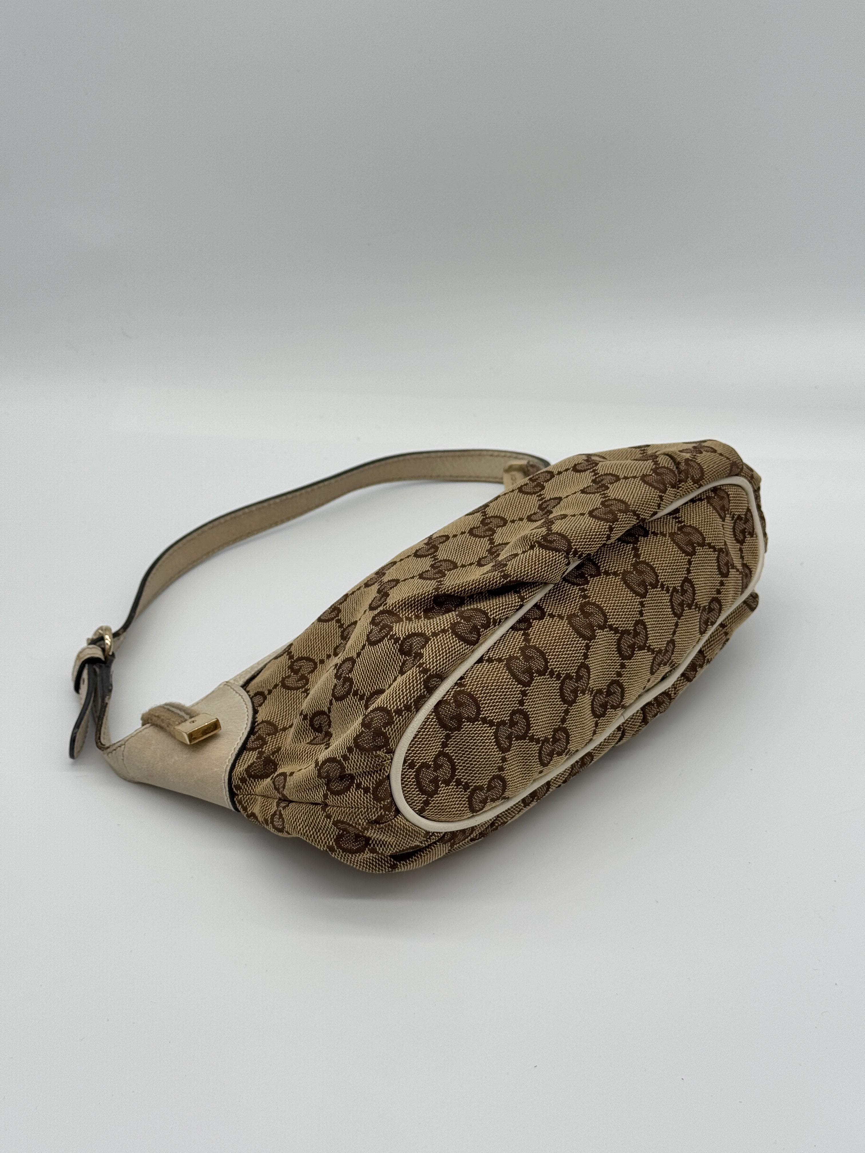 Gucci Pleated Pochette