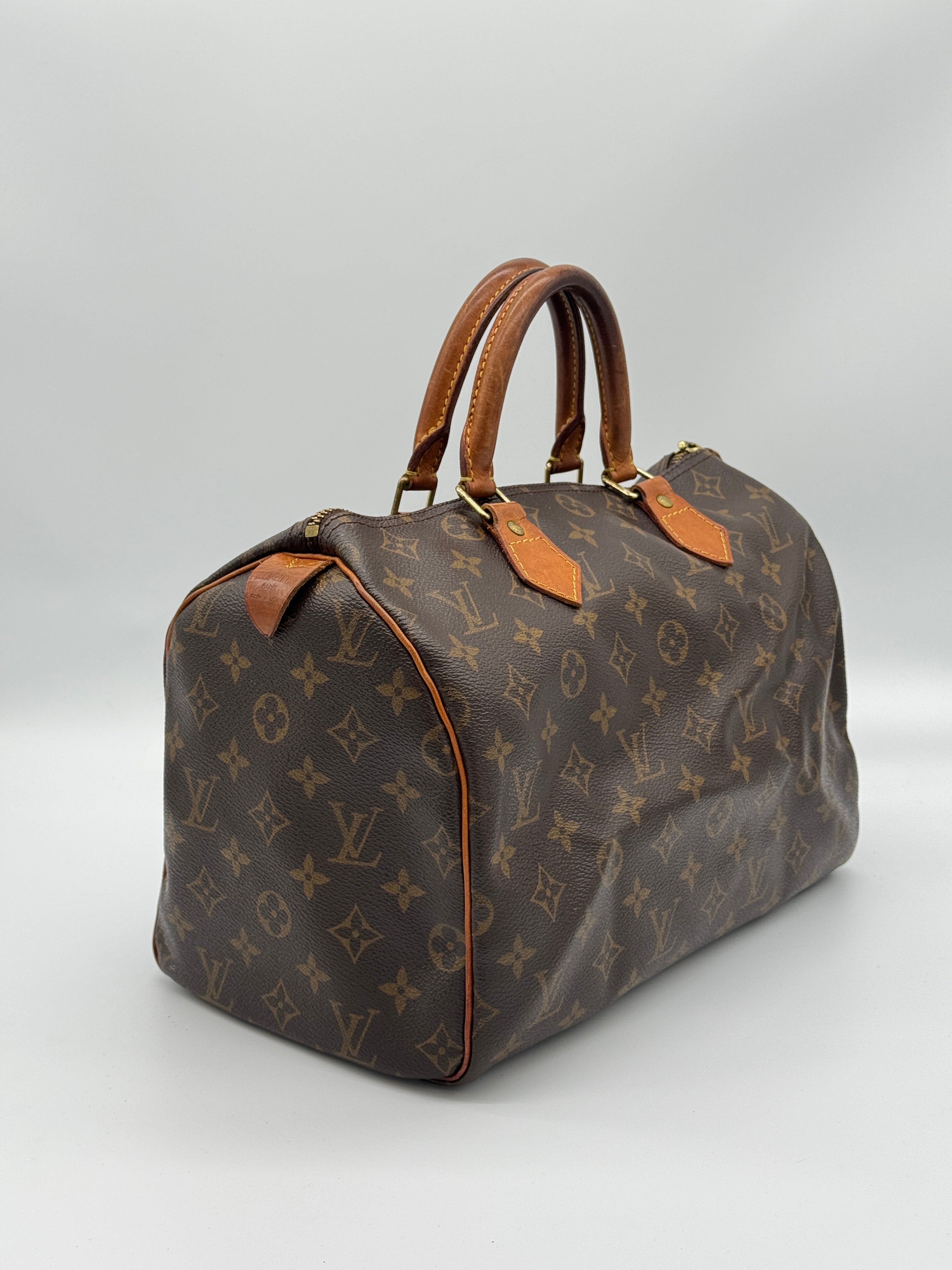 Louis Vuitton Speedy 30