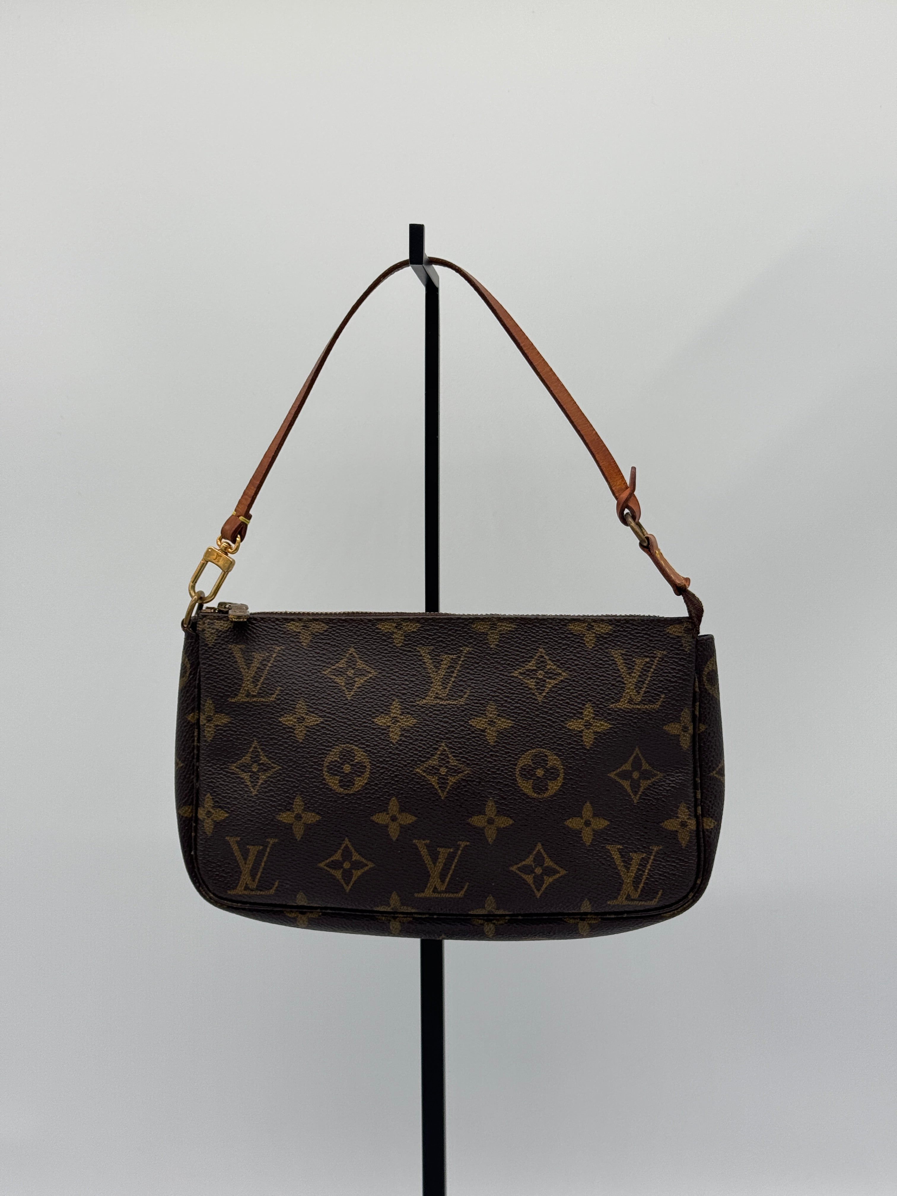 Louis Vuitton Pochette Accessoires