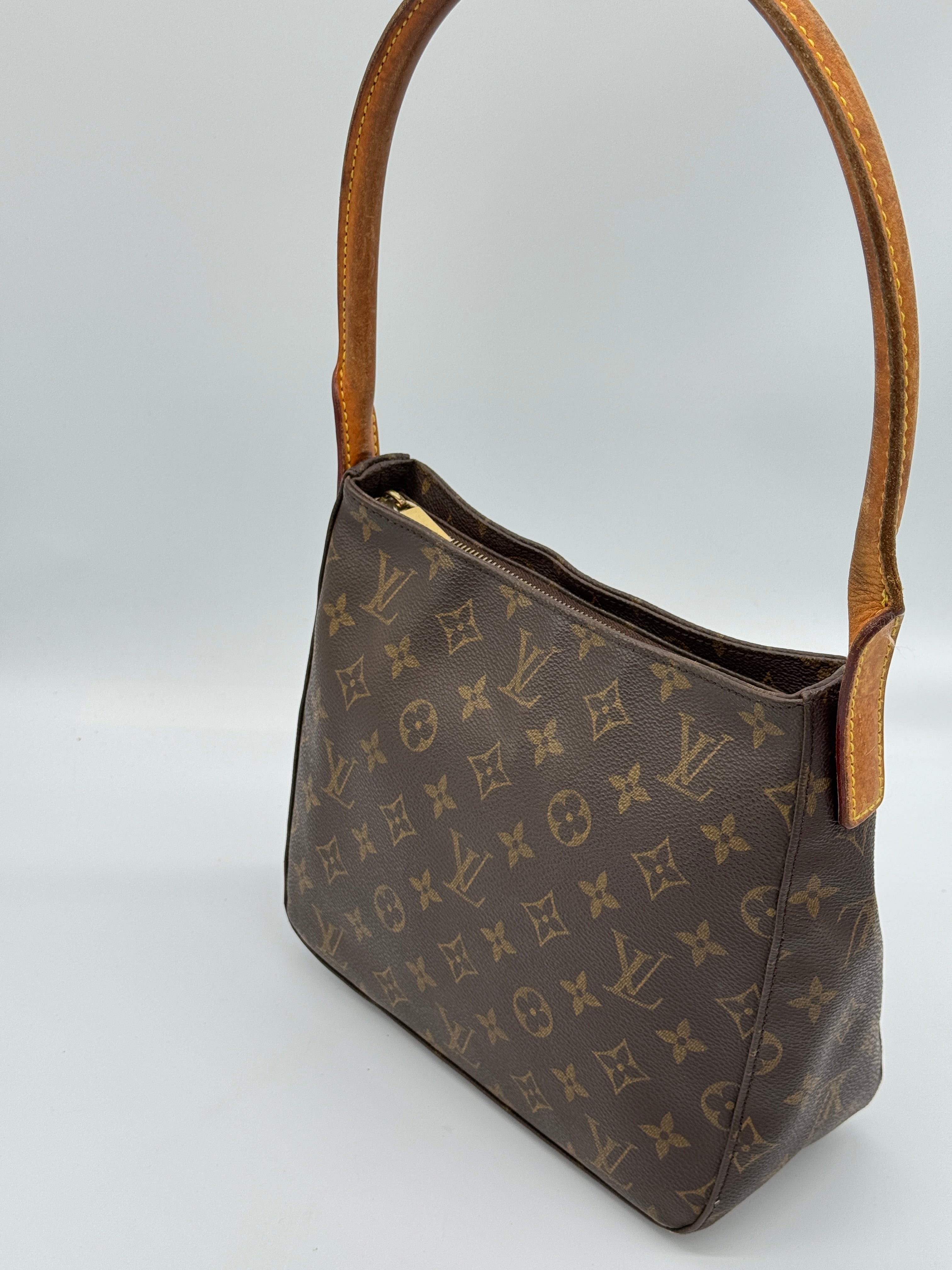 Louis Vuitton Looping MM