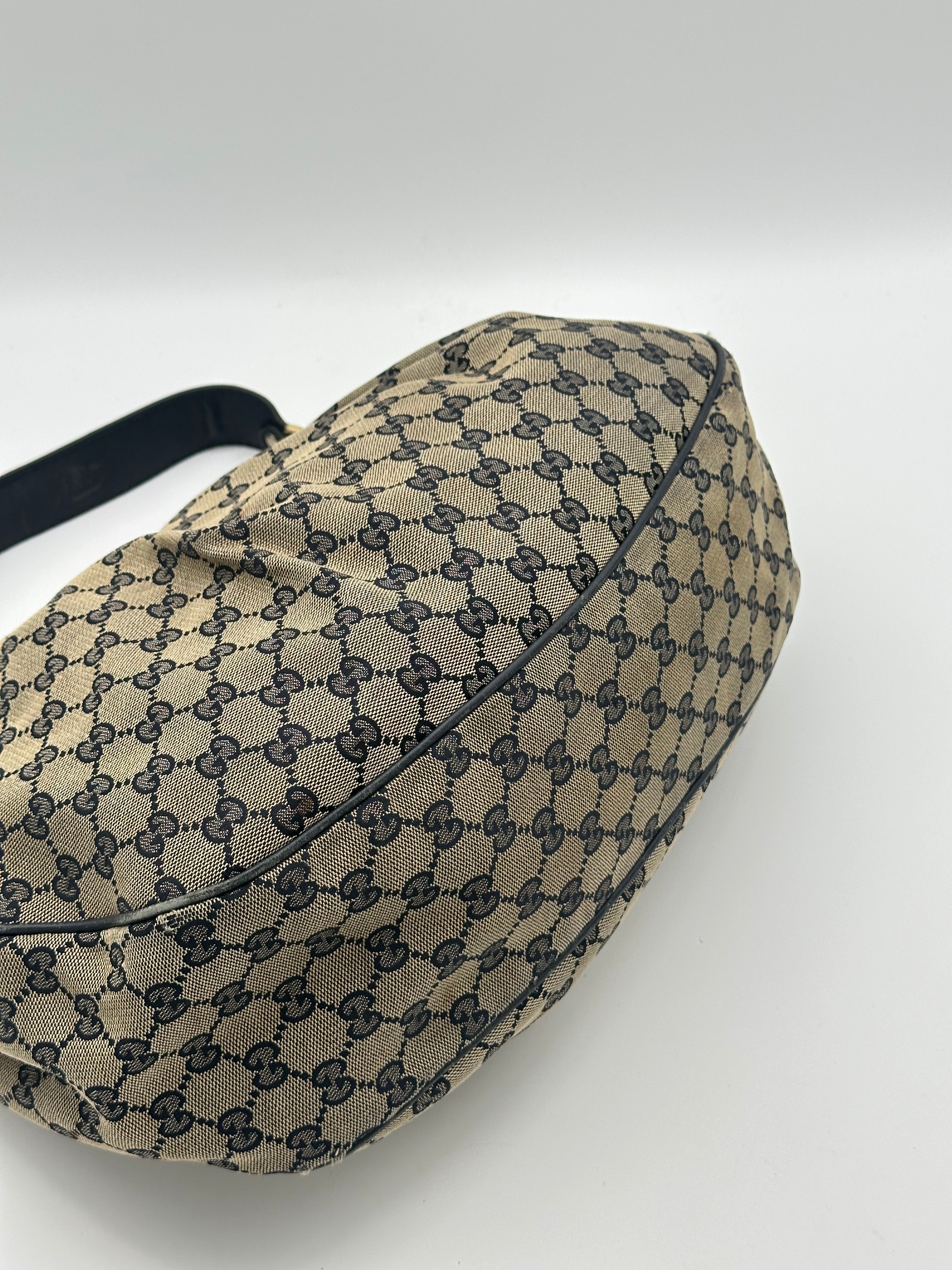 Gucci Sukey Hobo