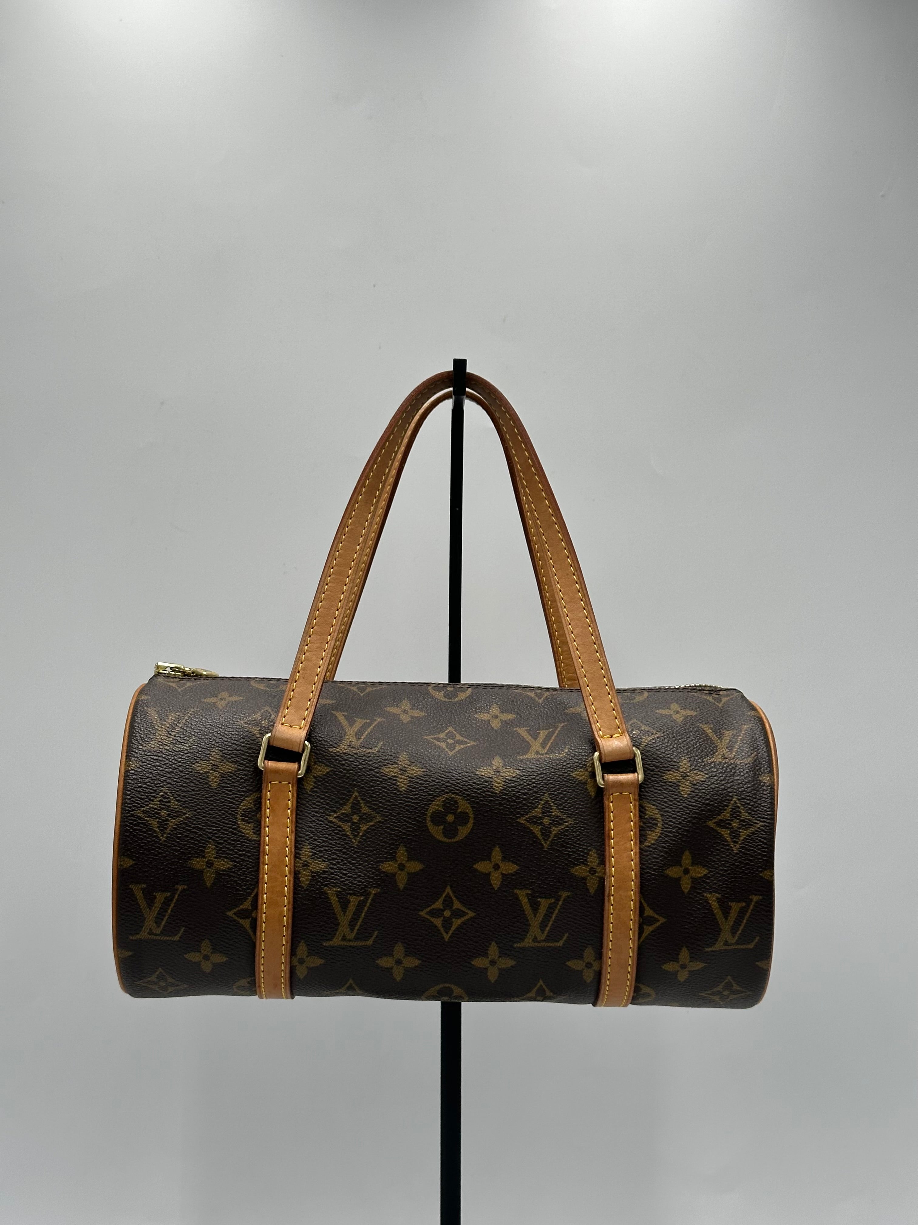 Louis Vuitton Papillon 26