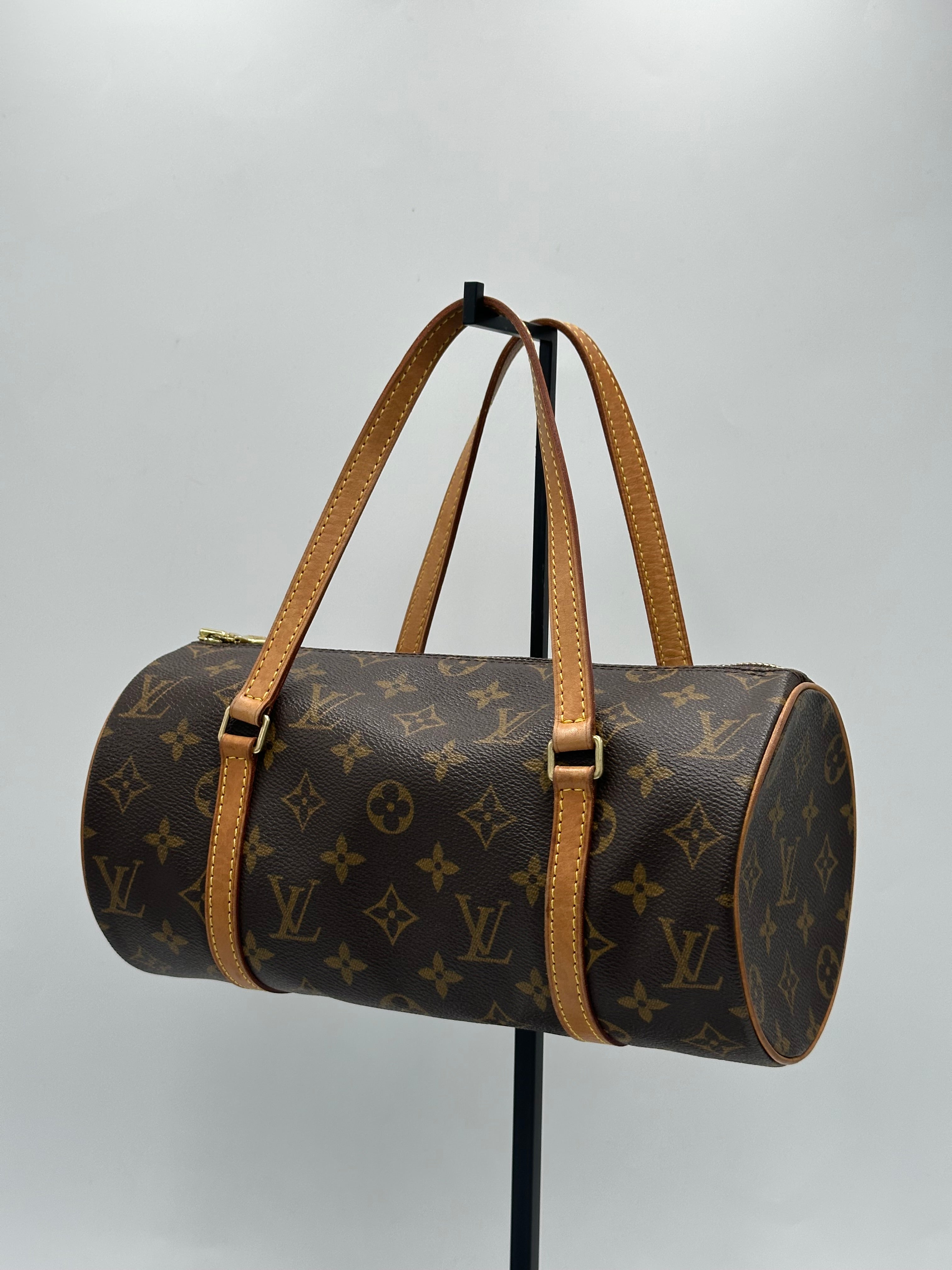 Louis Vuitton Papillon 26
