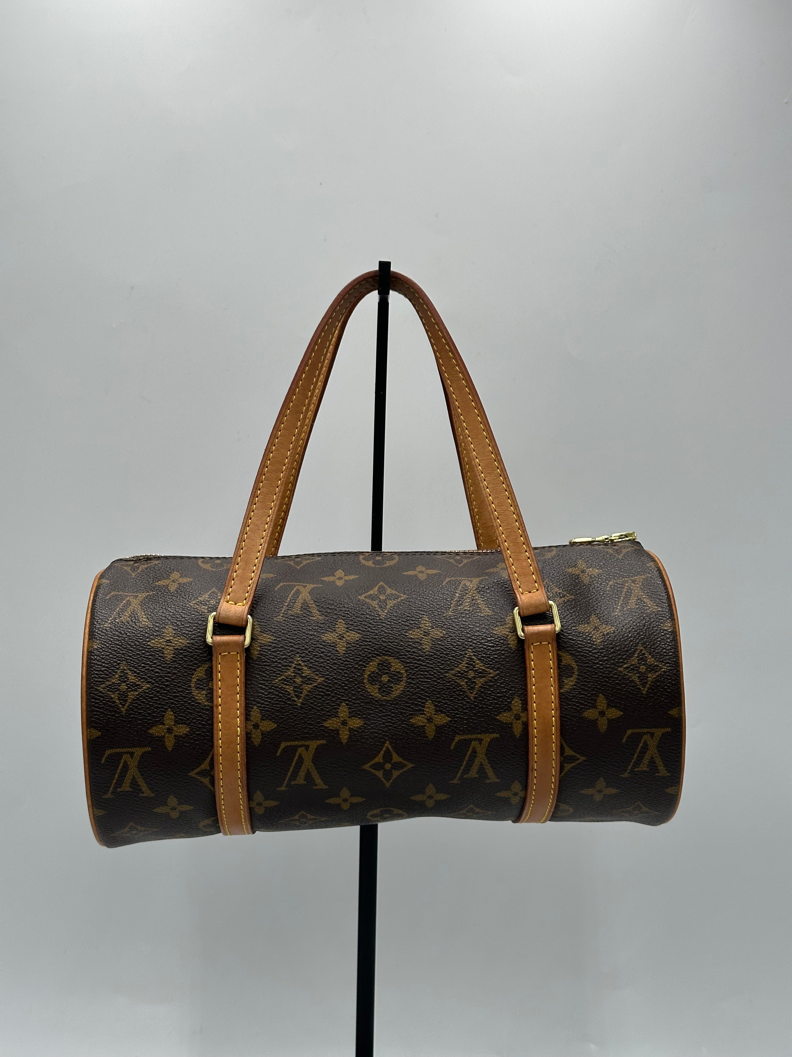 Louis Vuitton Papillon 26