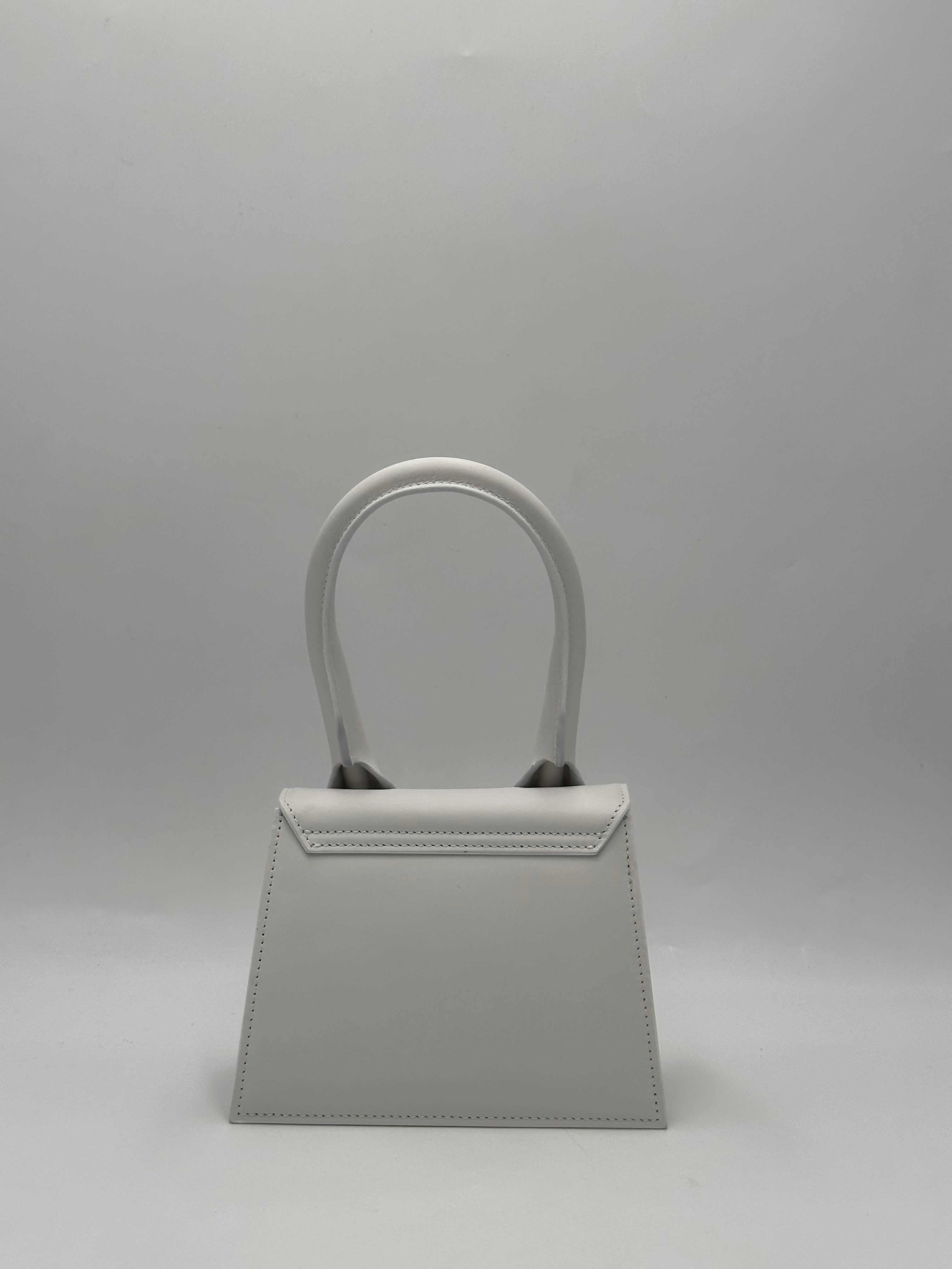 Jacquemus Le Chiquito Moyen