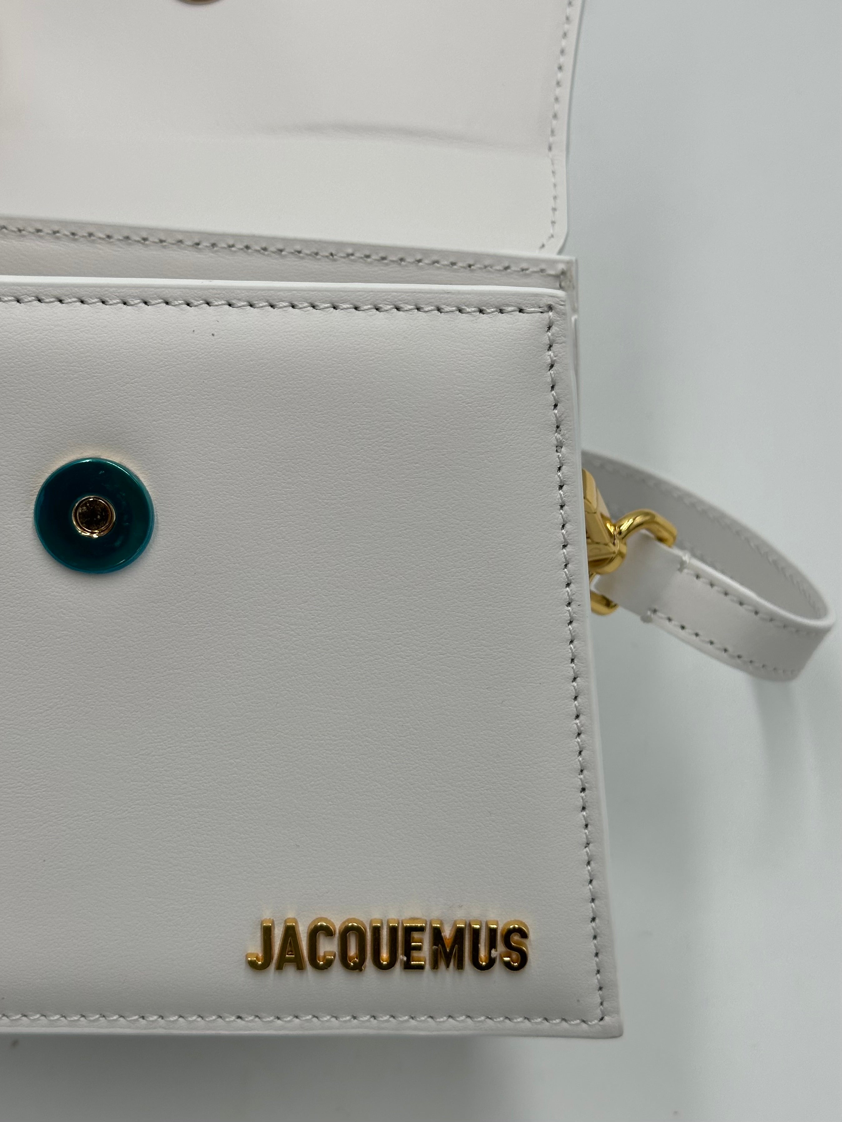 Jacquemus Le Chiquito Moyen