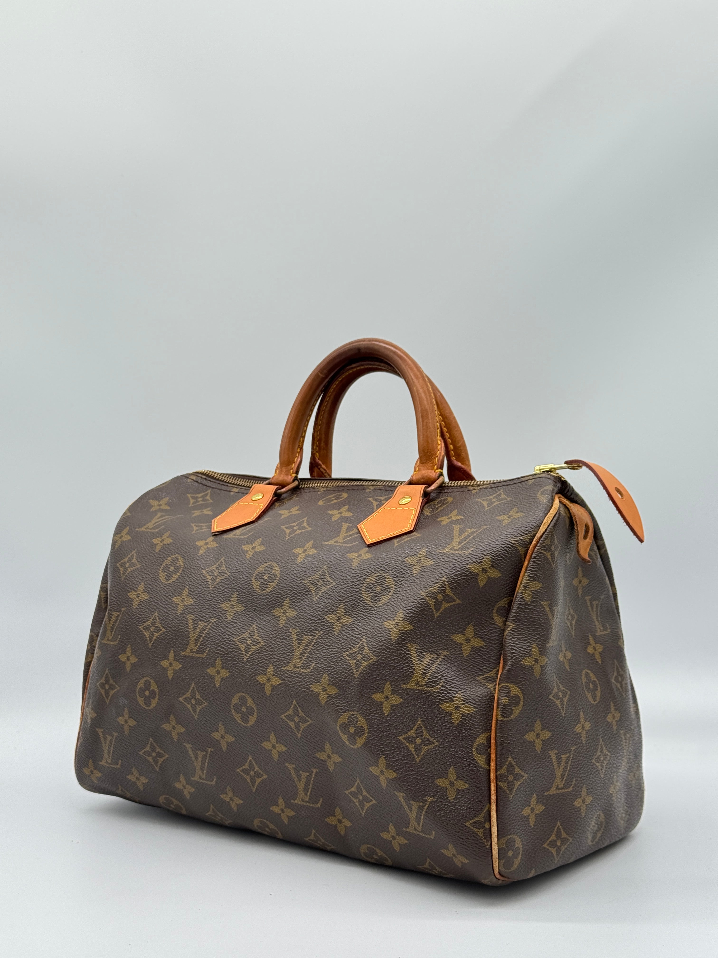 Louis Vuitton Speedy 30