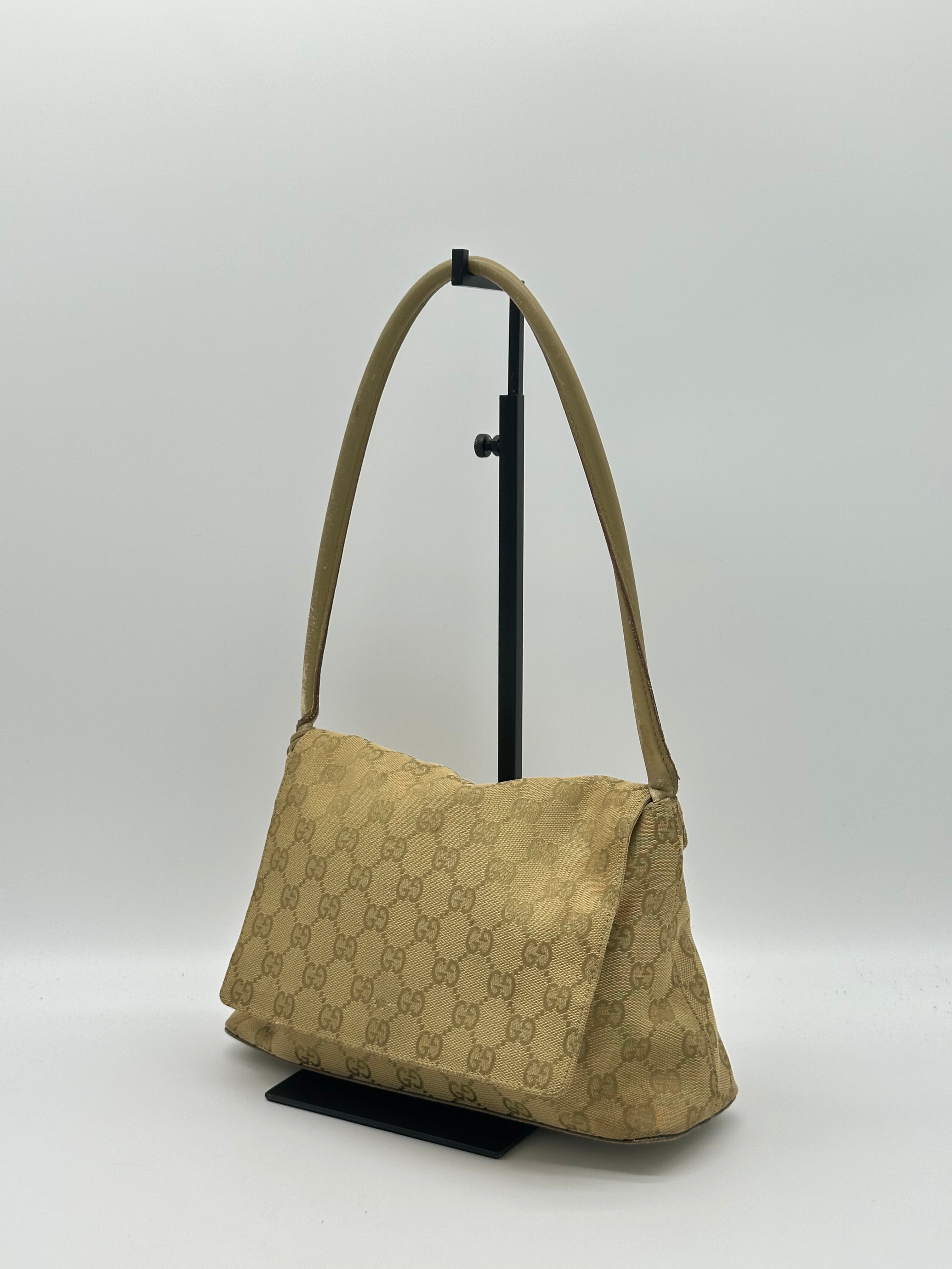 Gucci Canvas Looping