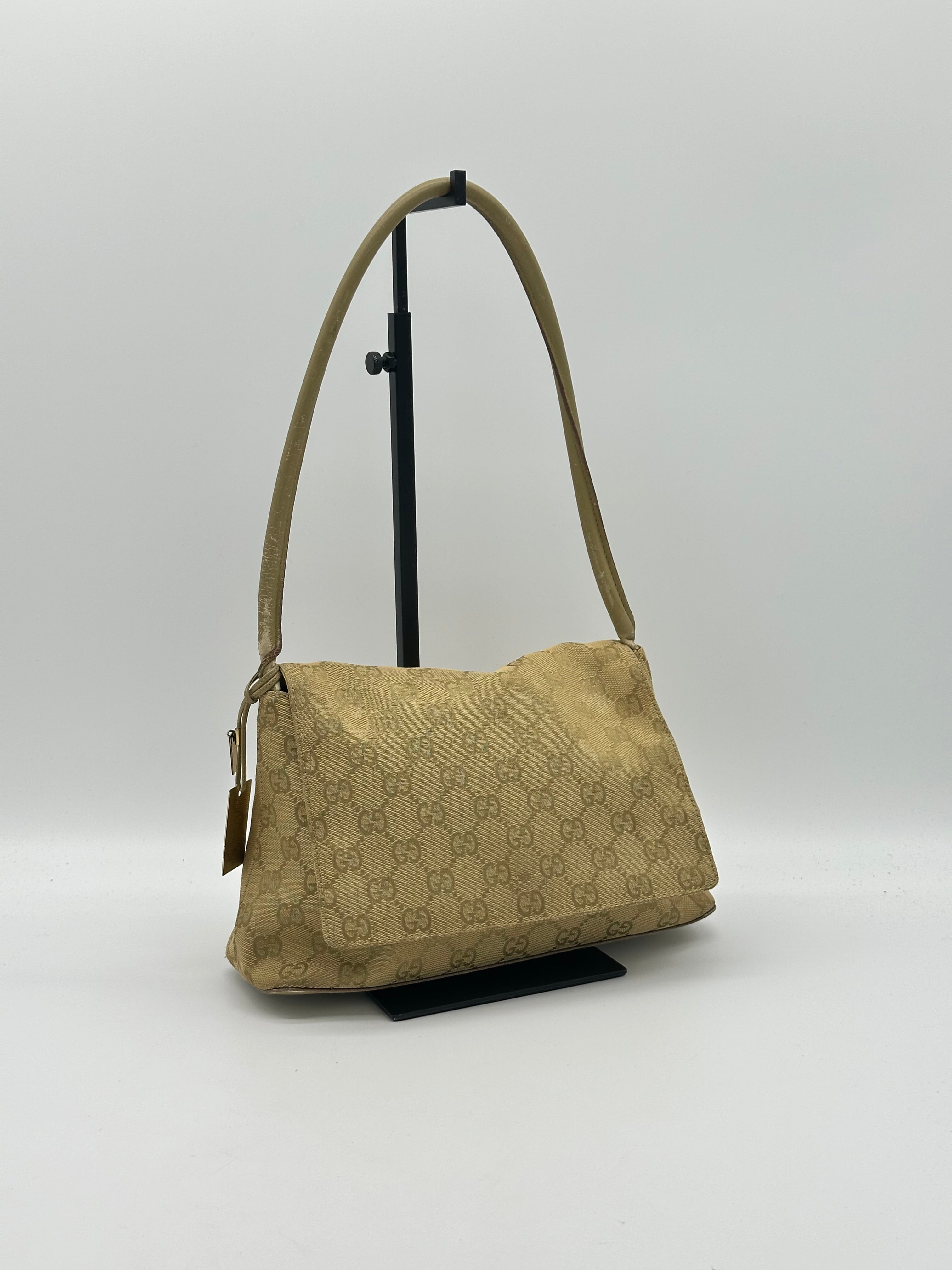 Gucci Canvas Looping