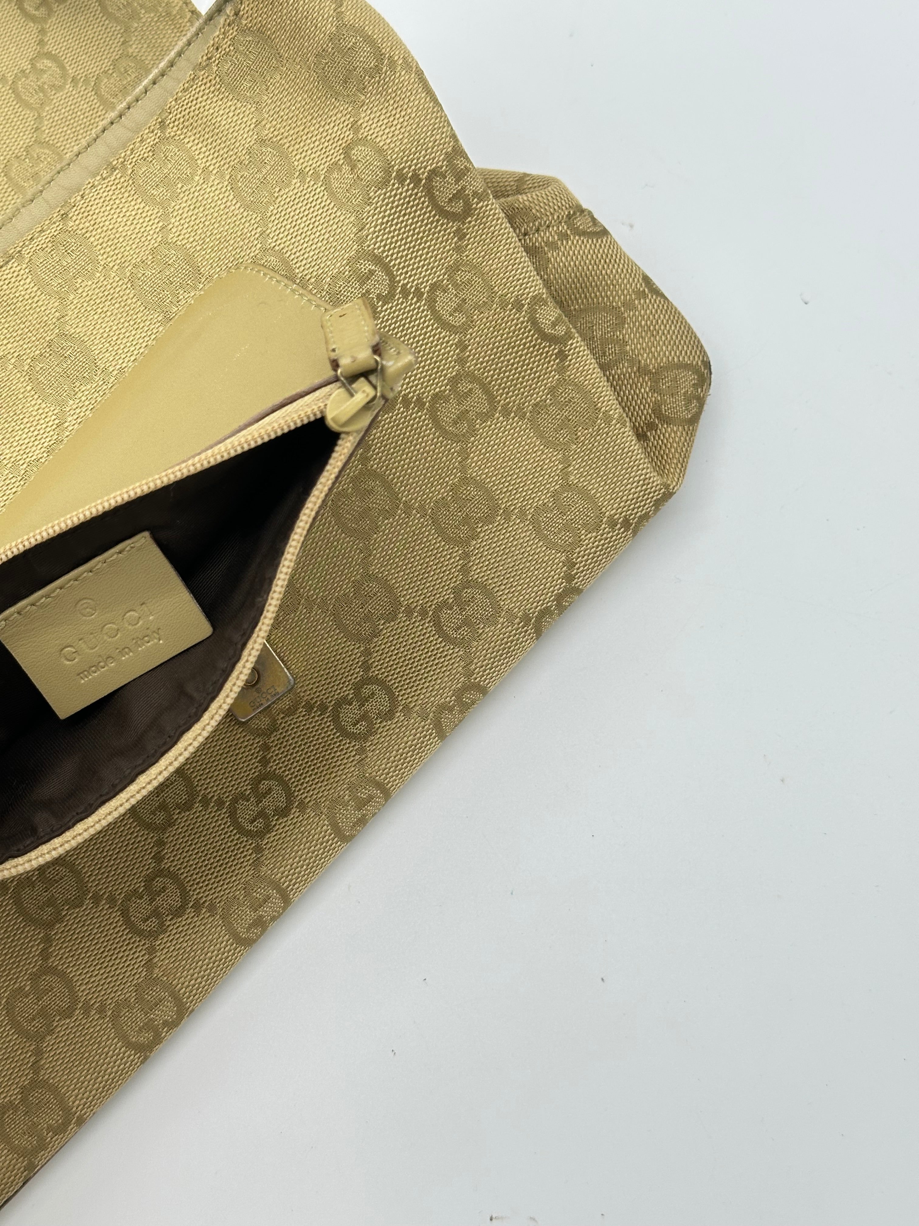 Gucci Canvas Looping