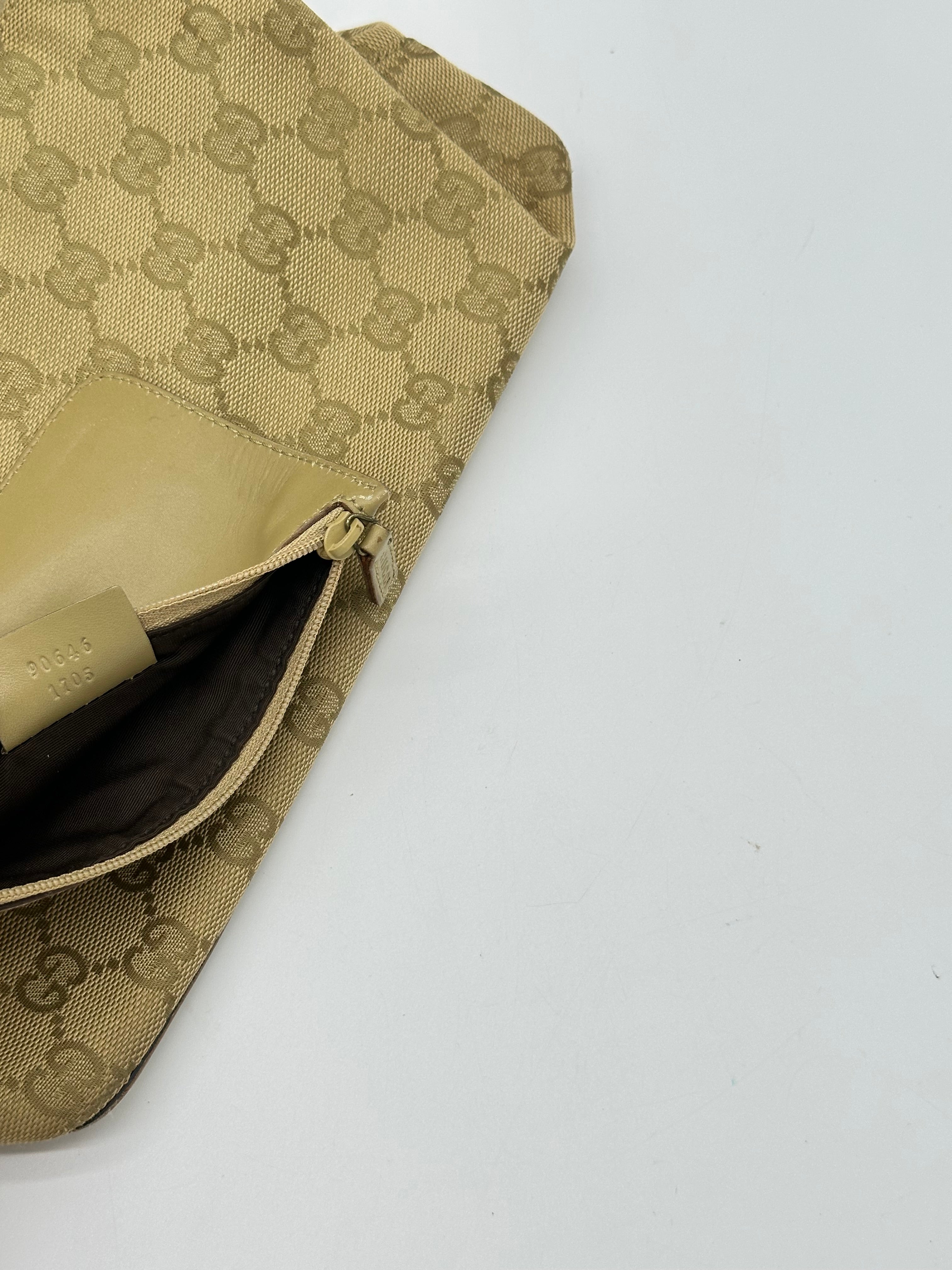 Gucci Canvas Looping