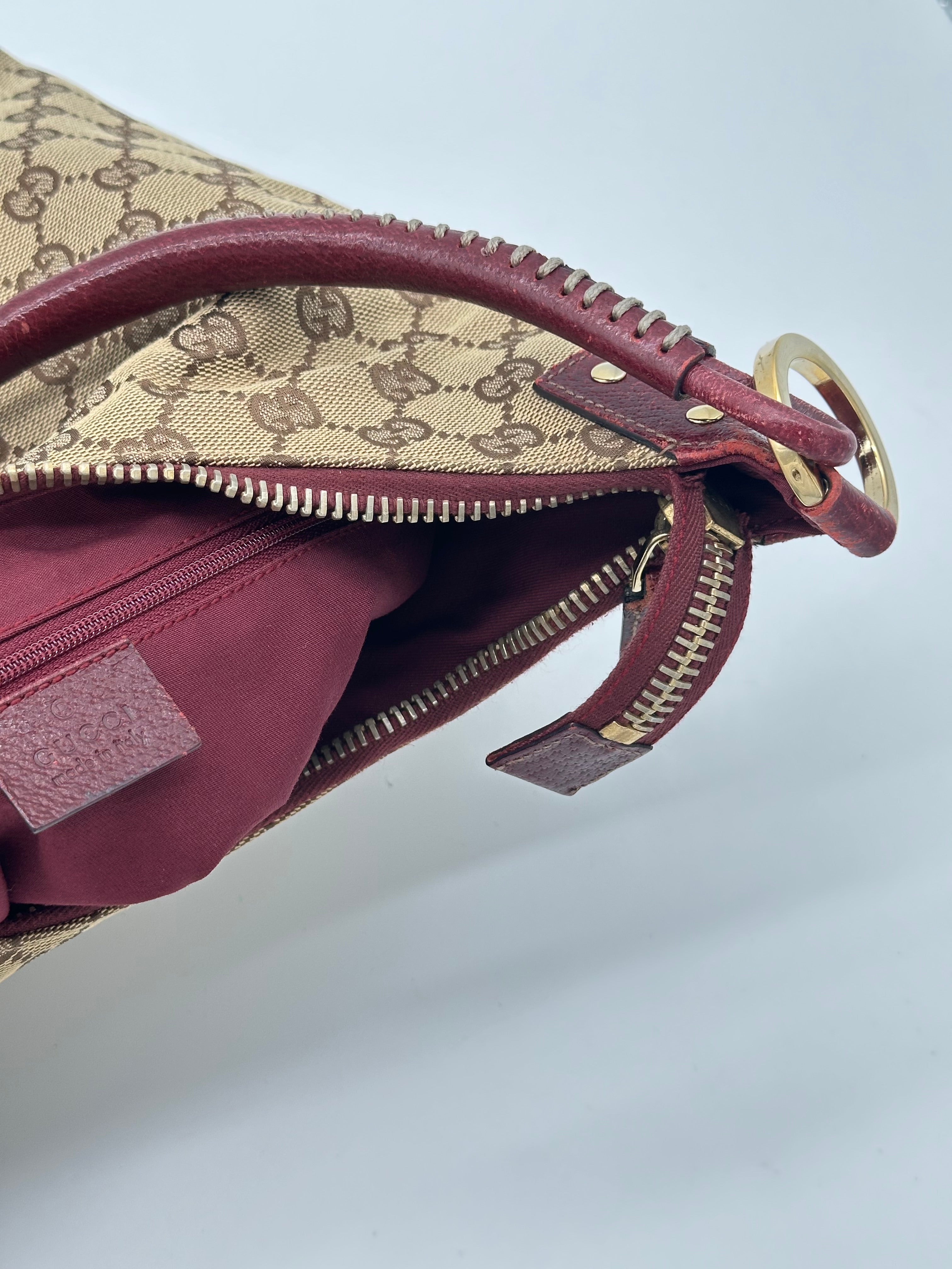 Gucci Lock Canvas