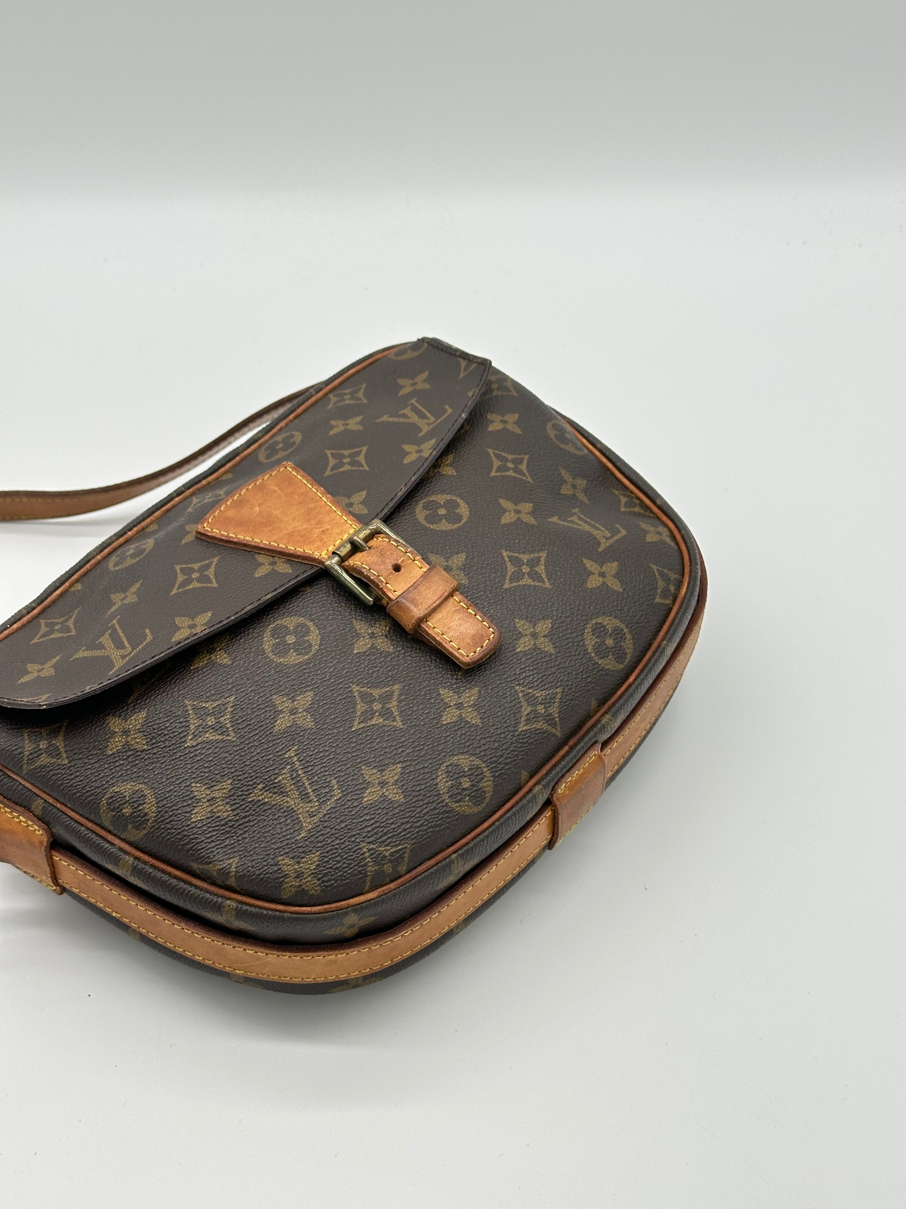Louis Vuitton Jeune Fille MM