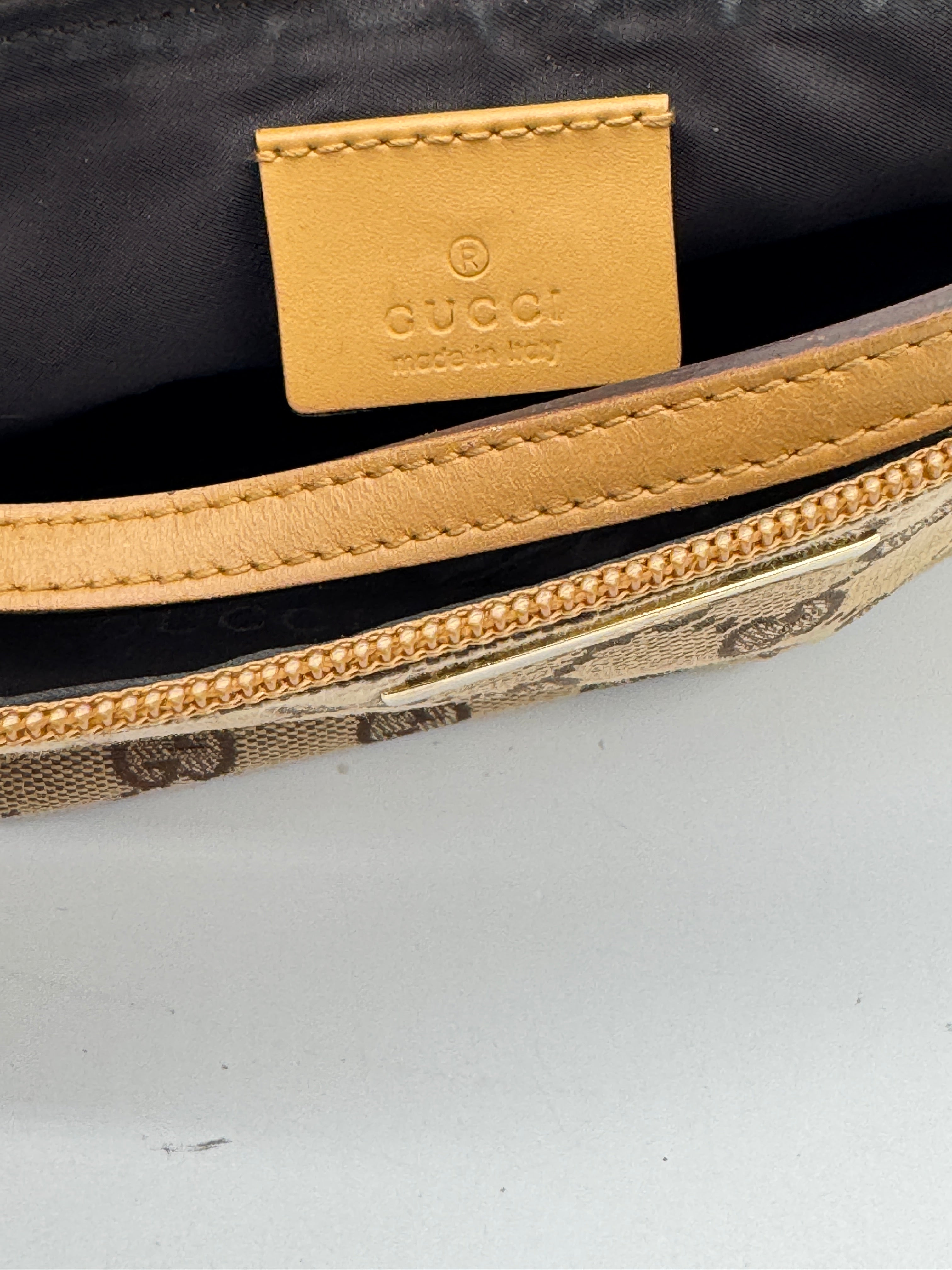 Gucci Boat Bag