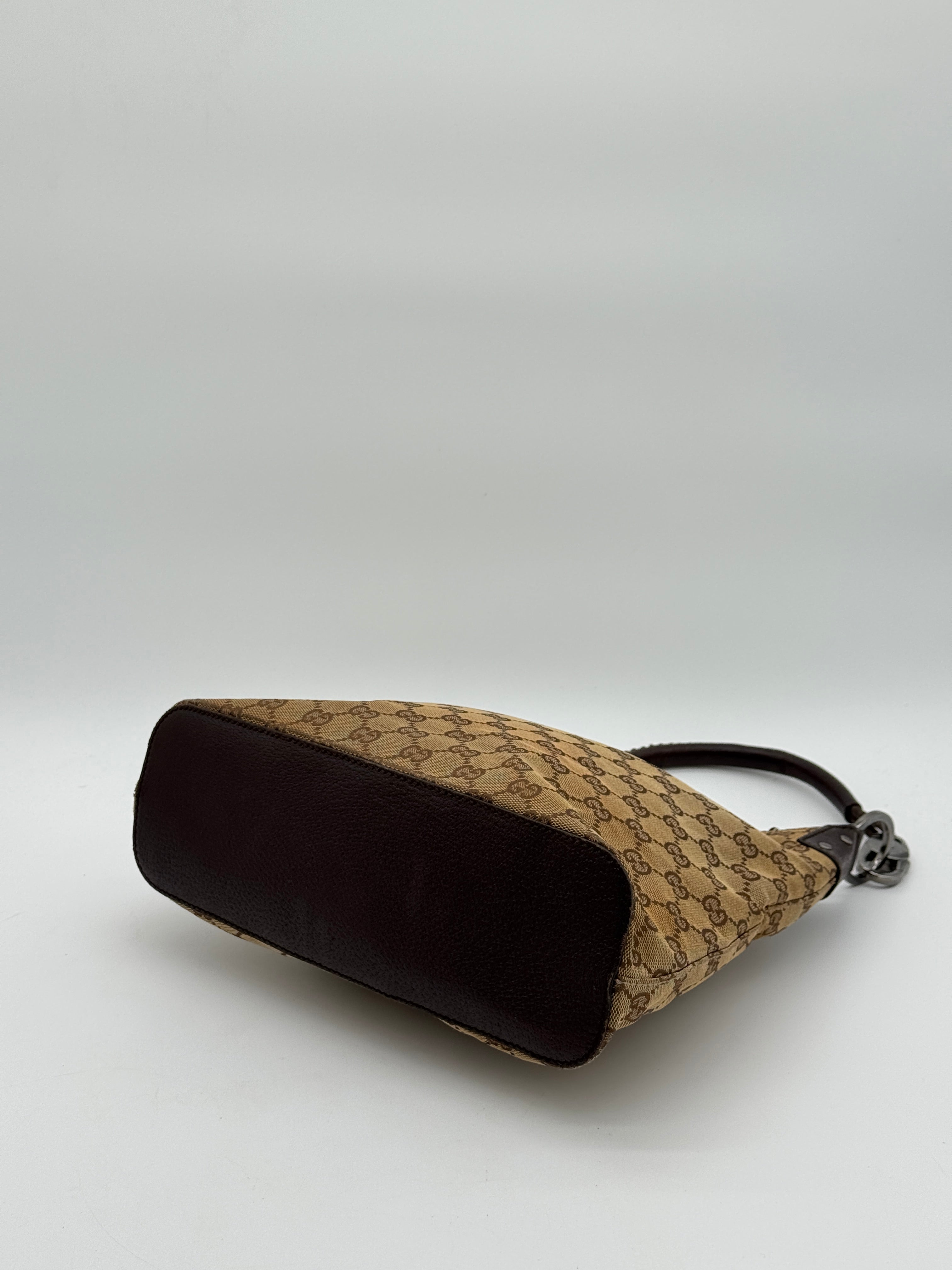 Gucci Lock Canvas