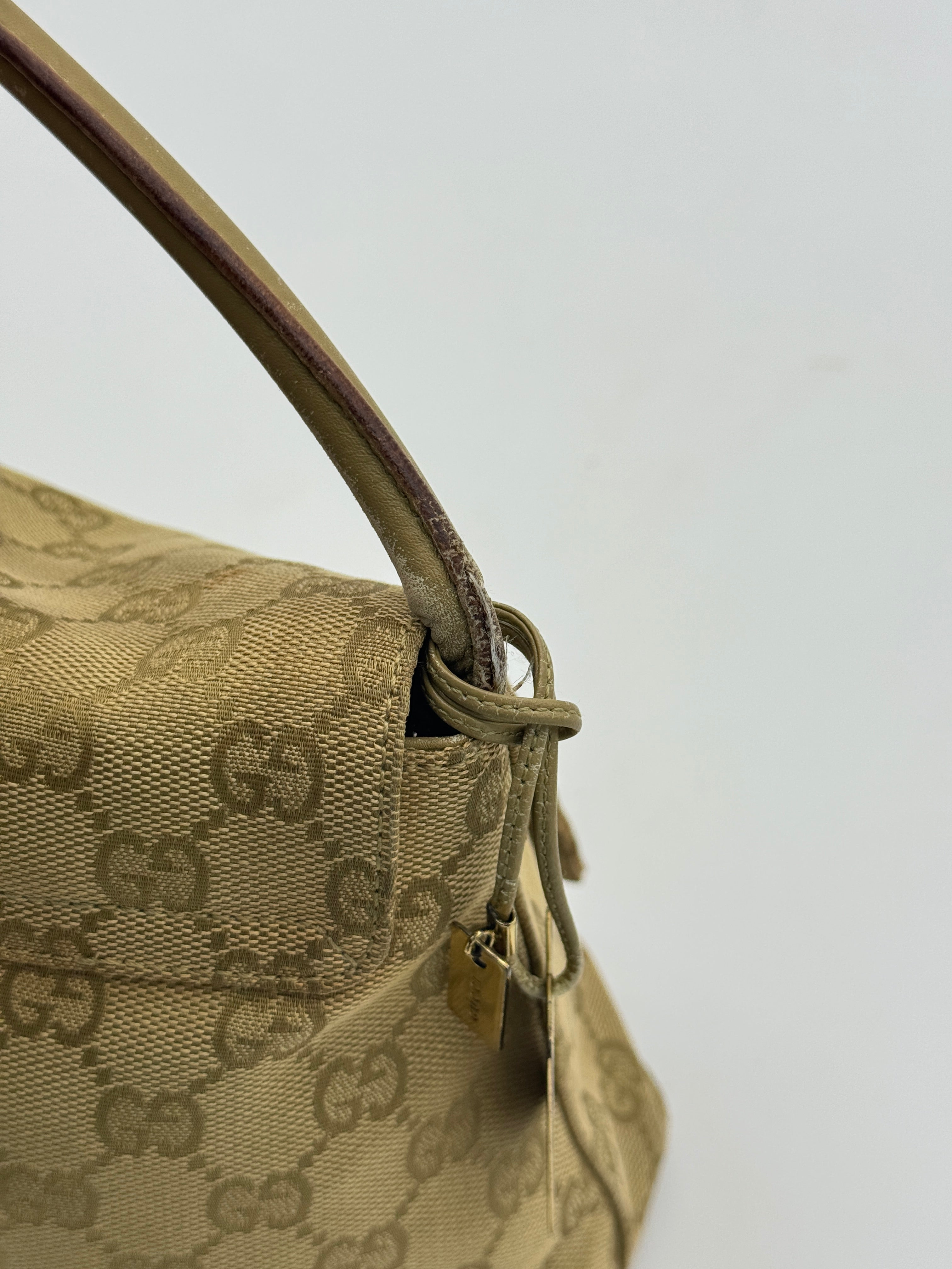 Gucci Canvas Looping