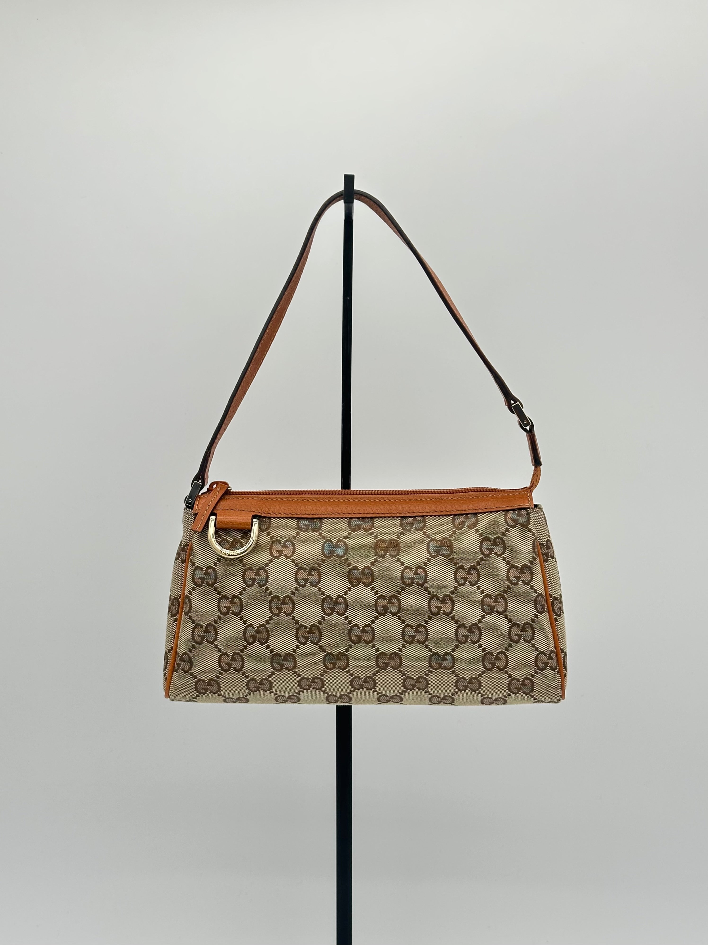 Gucci Abbey D-Ring Pochette