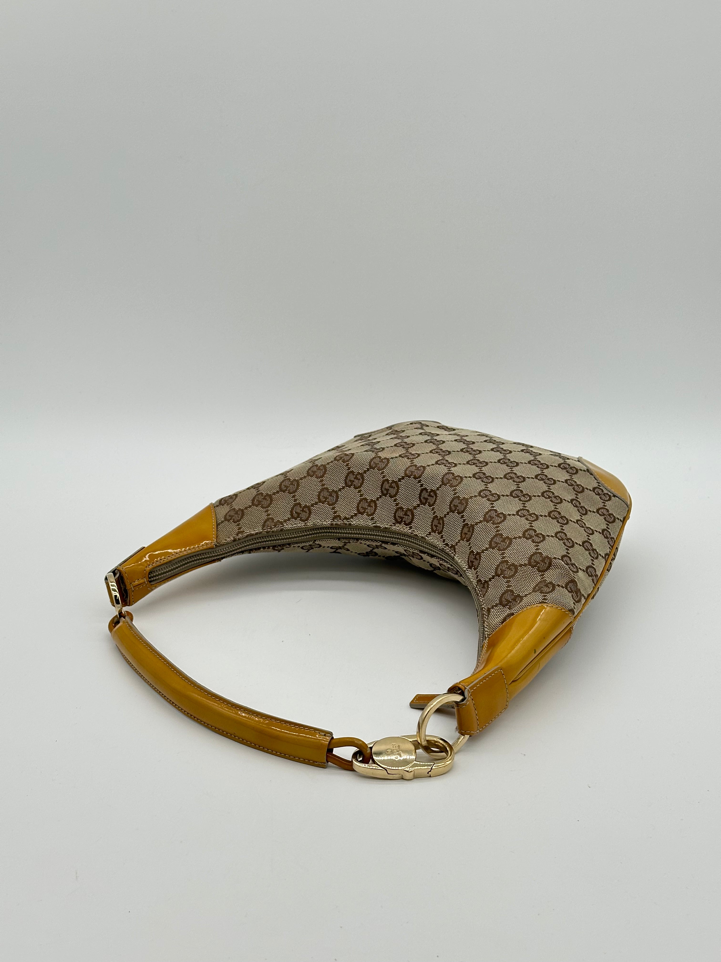 Gucci Lock Enamel