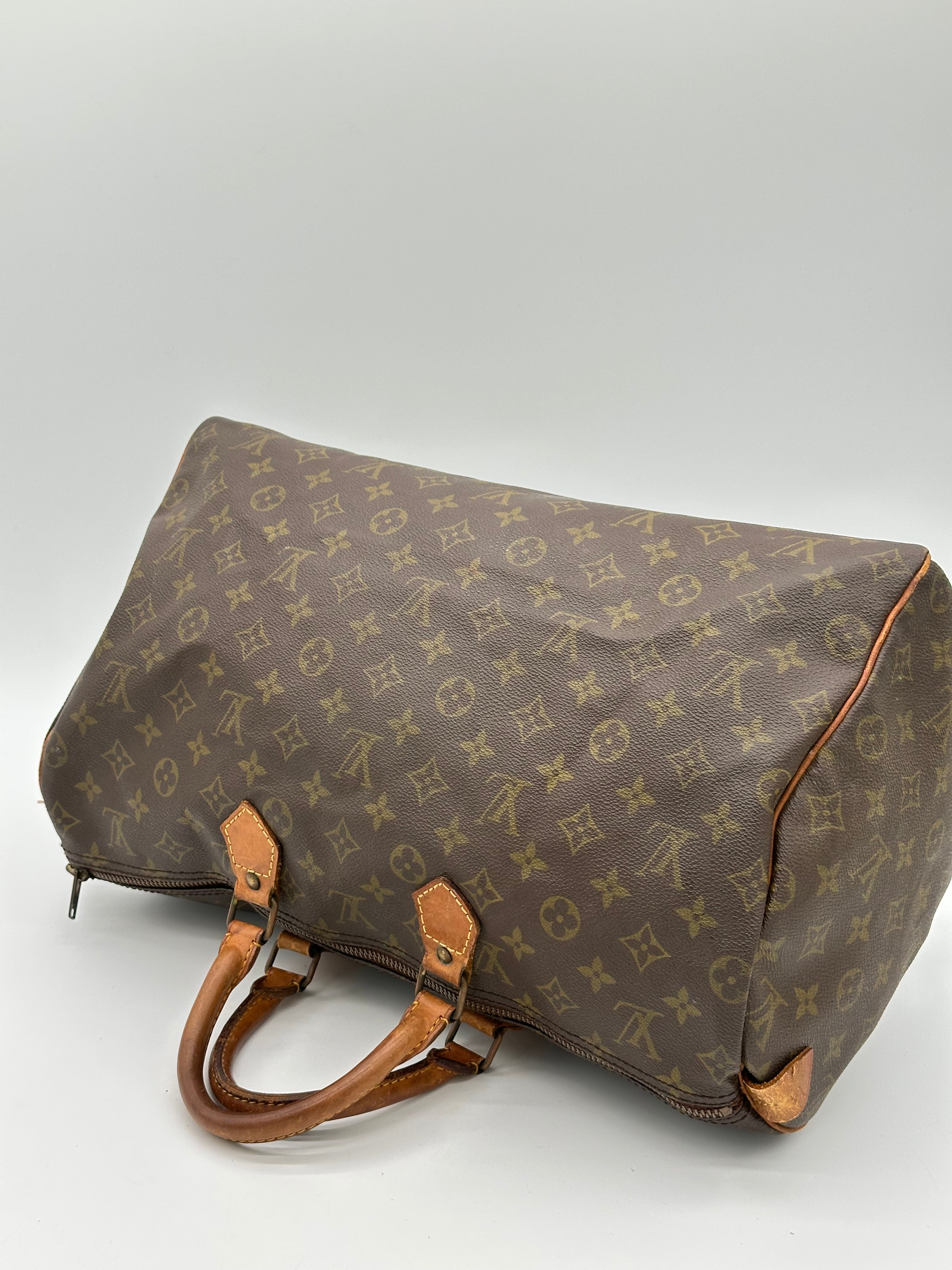 Louis Vuitton Speedy 40