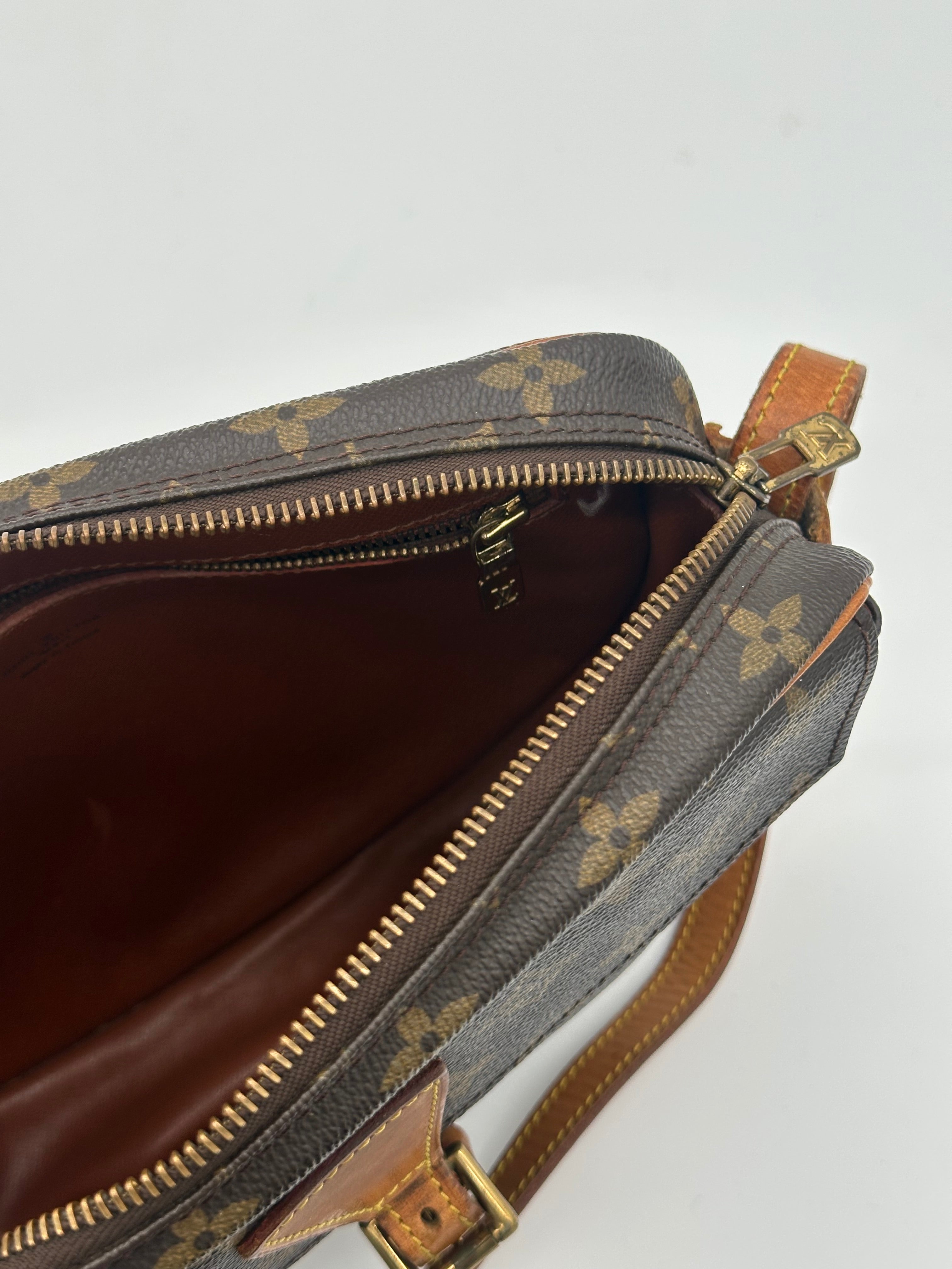 Louis Vuitton Jeune Fille MM