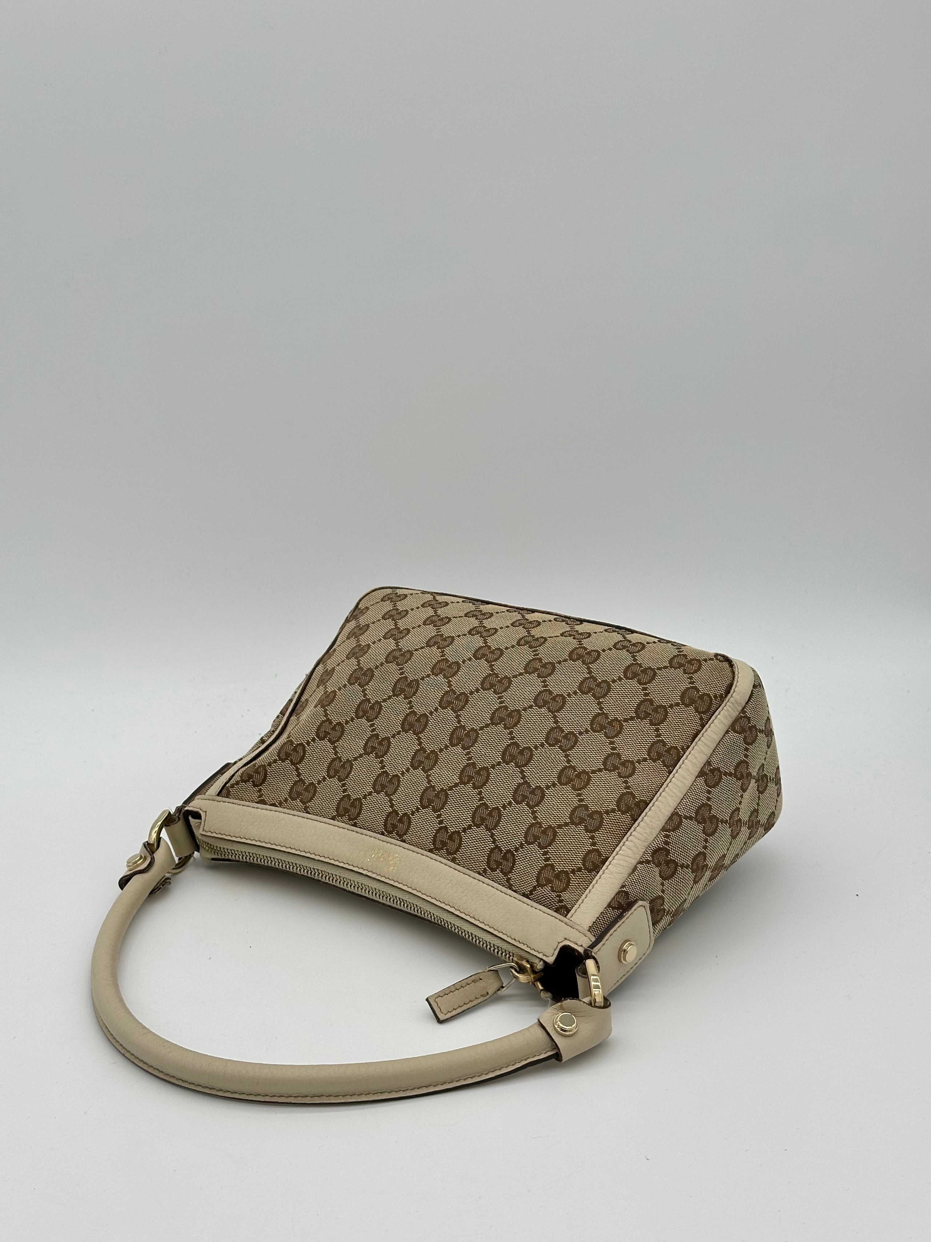 Gucci Small Scarlett