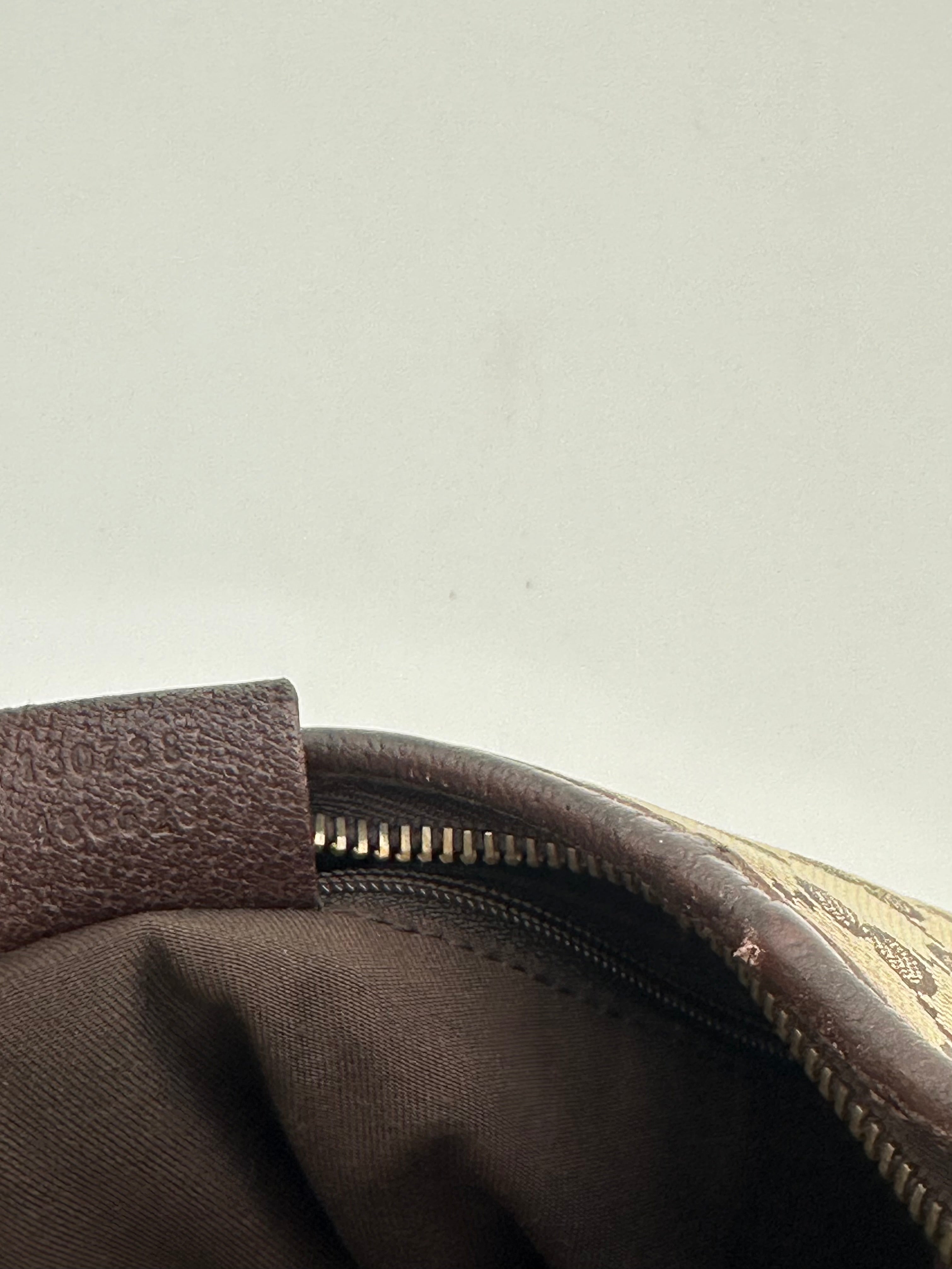 Gucci Abbey D-Ring Medium