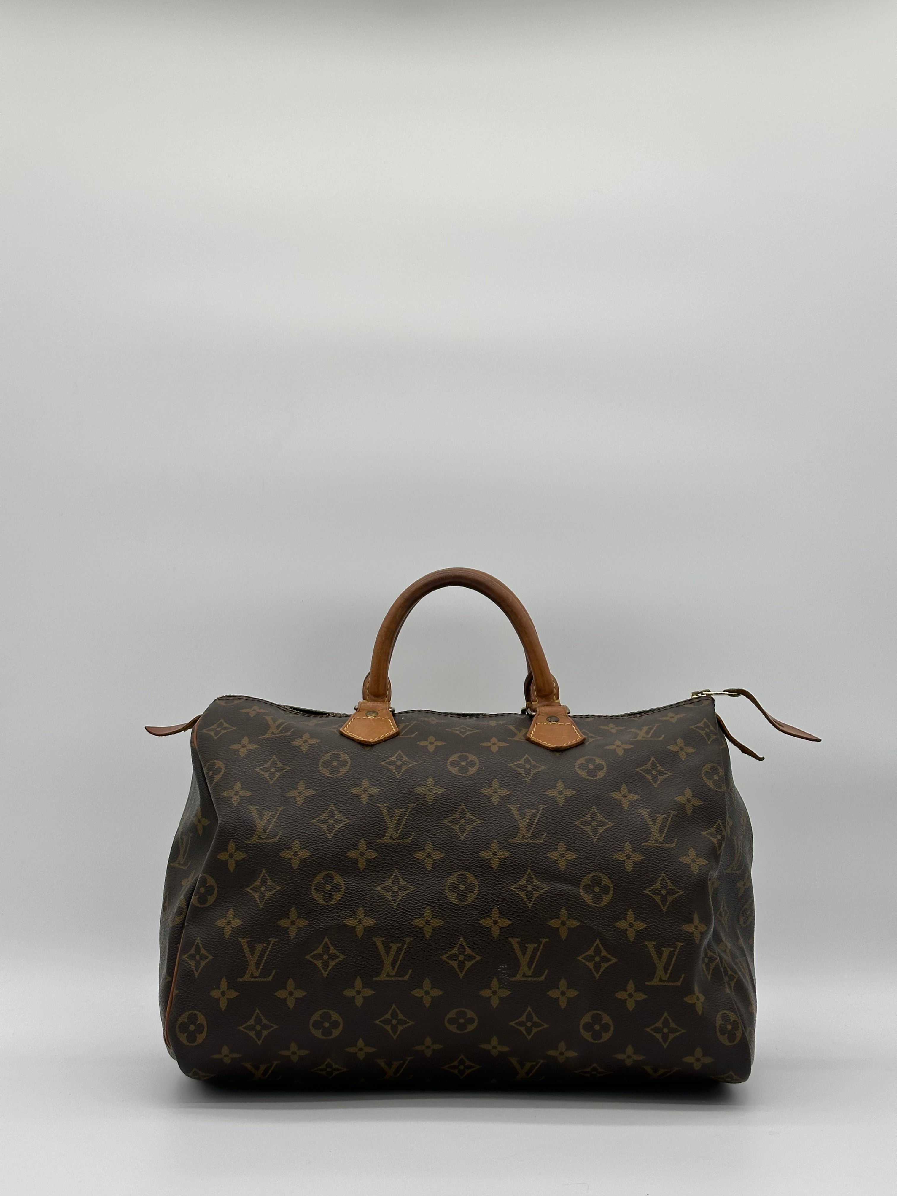 Louis Vuitton Speedy 35