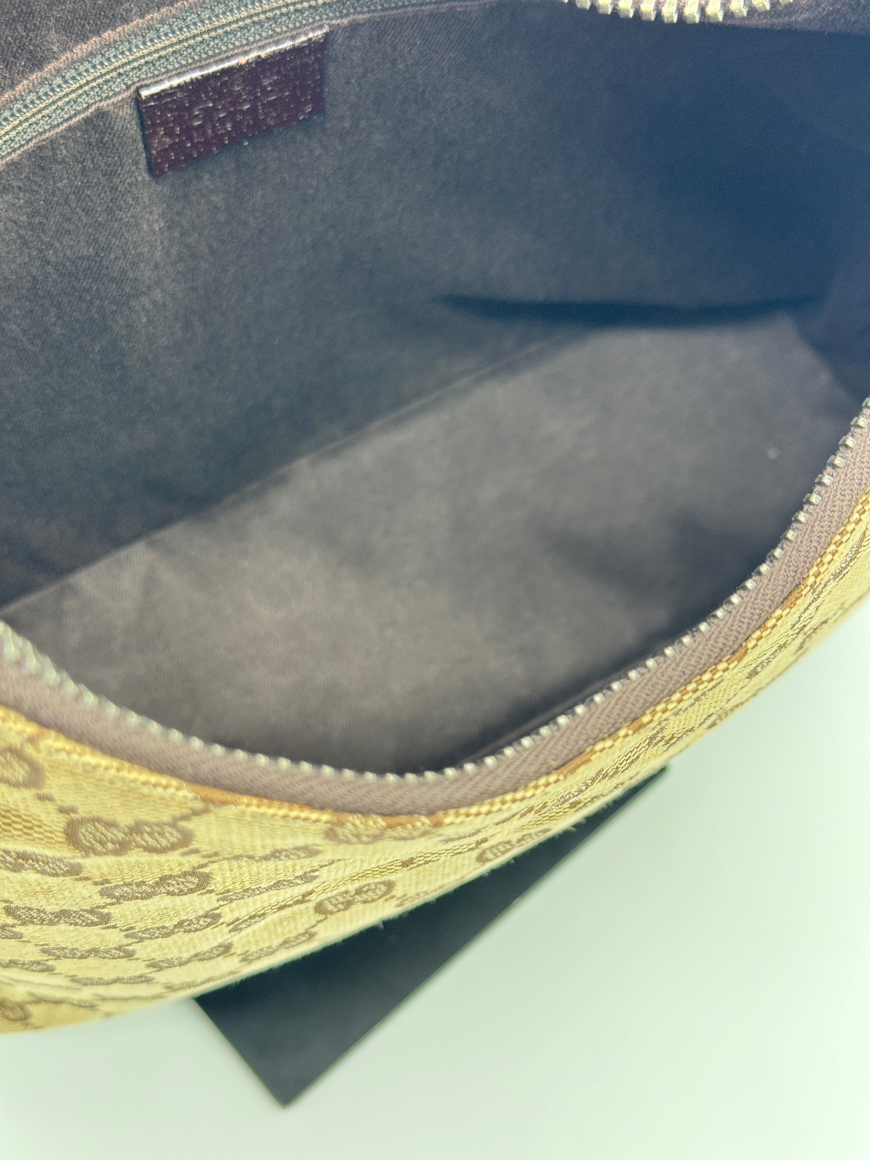 Gucci Lock Canvas