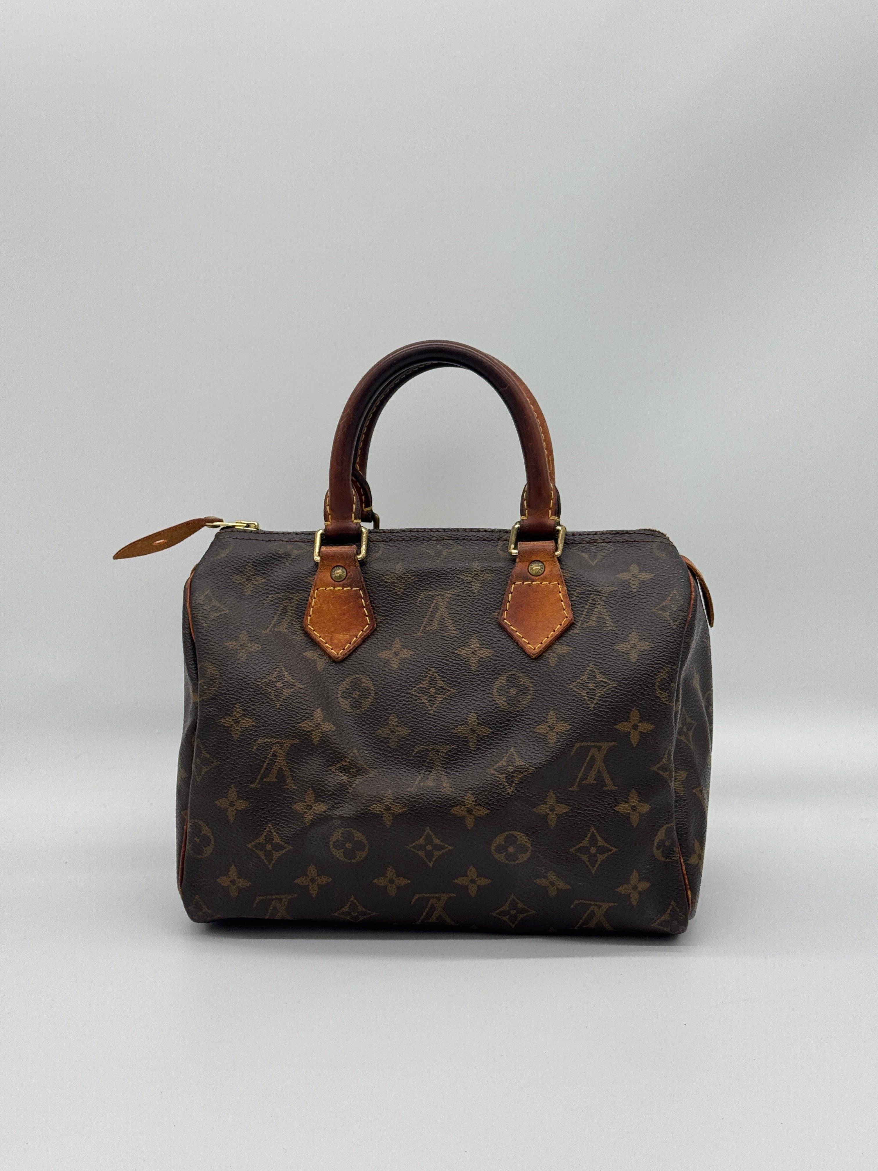 Louis Vuitton Speedy 25