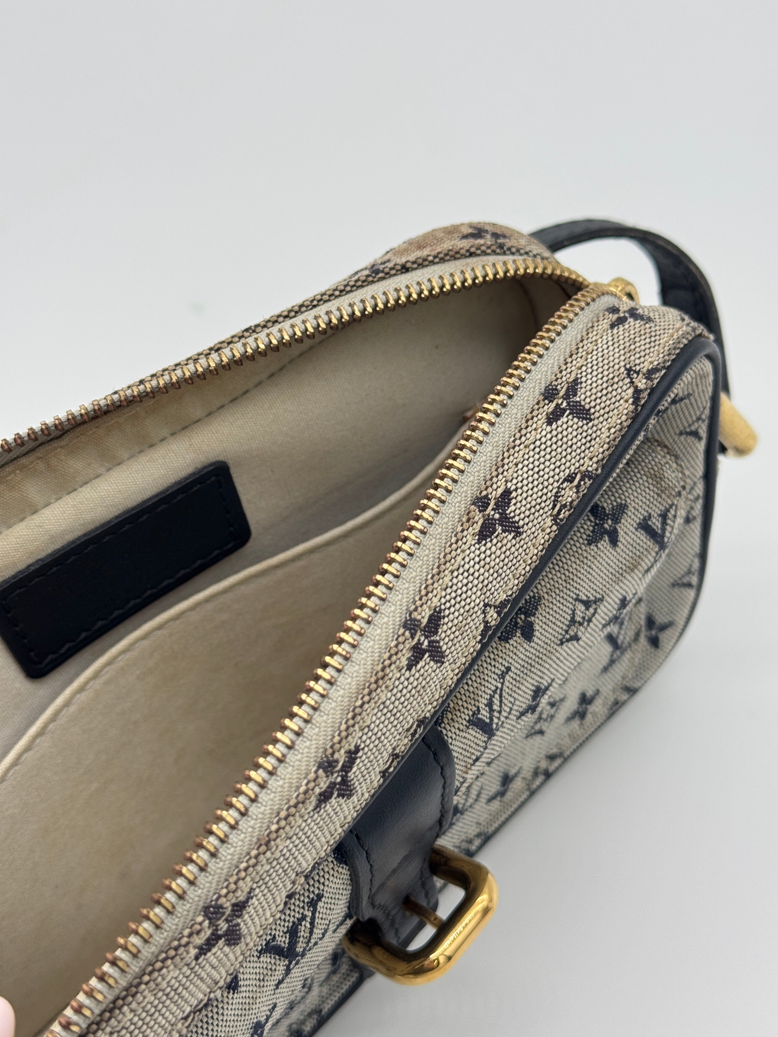 Louis Vuitton Mini Juliet MM