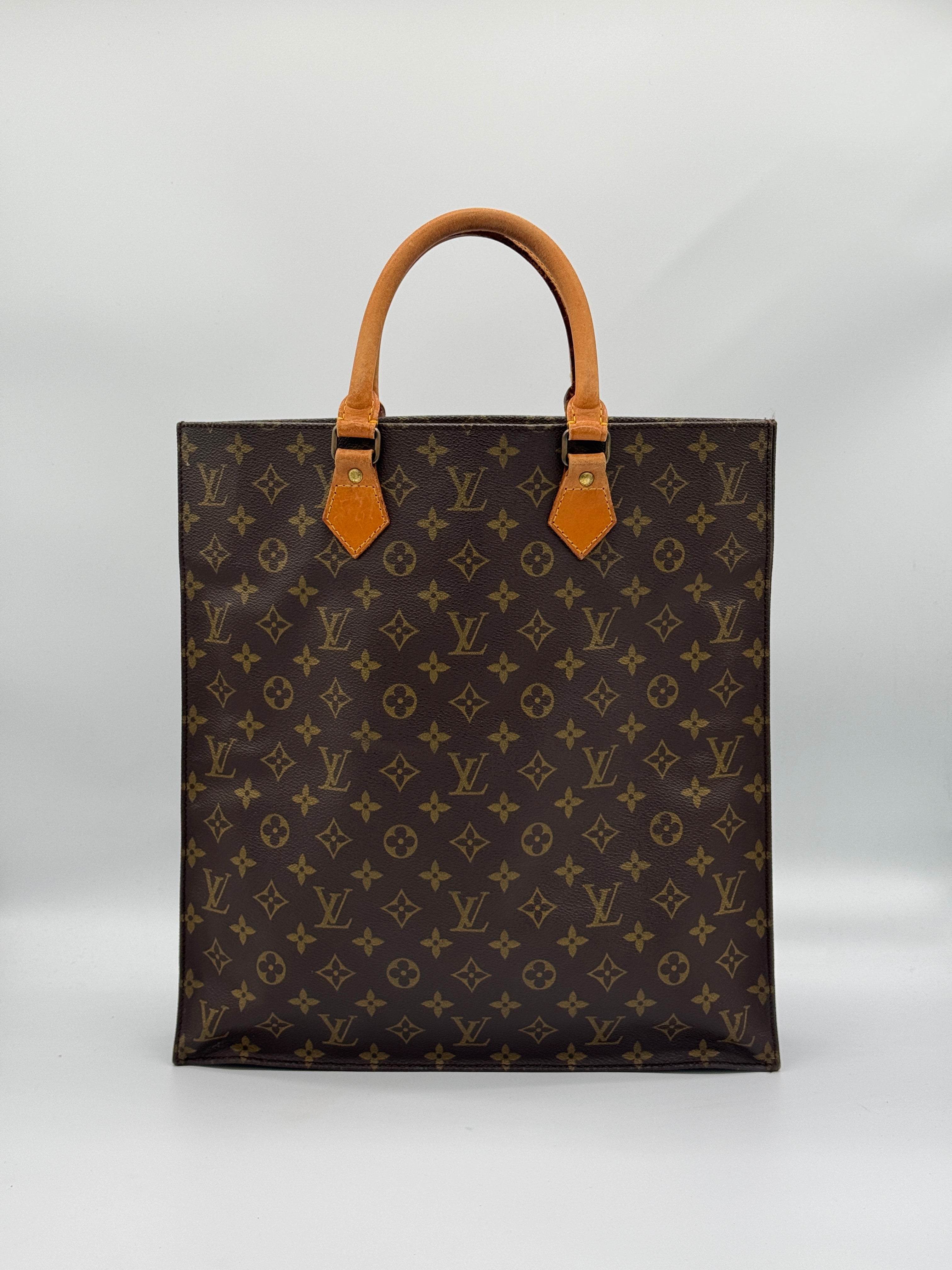 Louis Vuitton Sac Plat