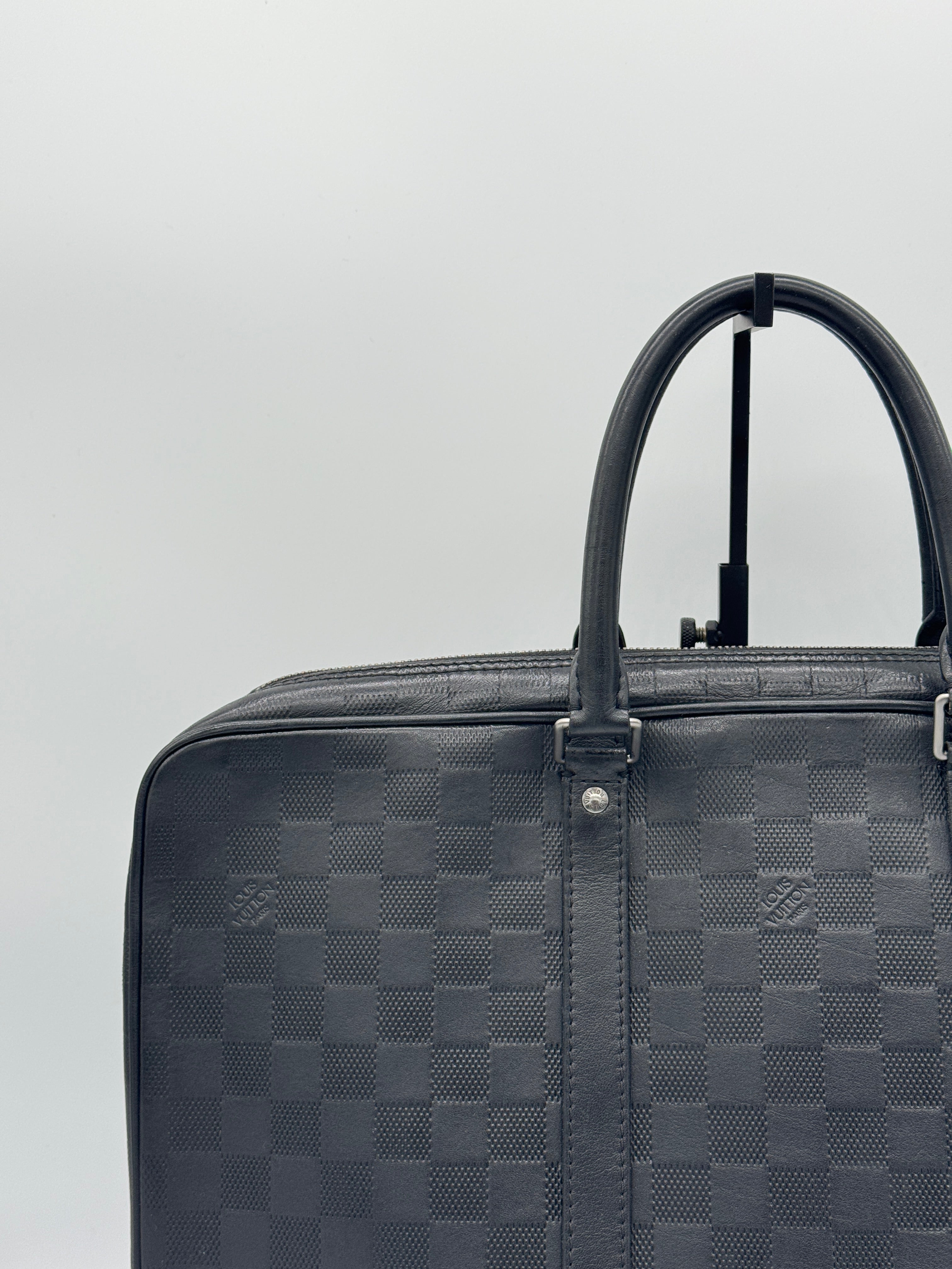 Louis Vuitton Porte Documents Voyage