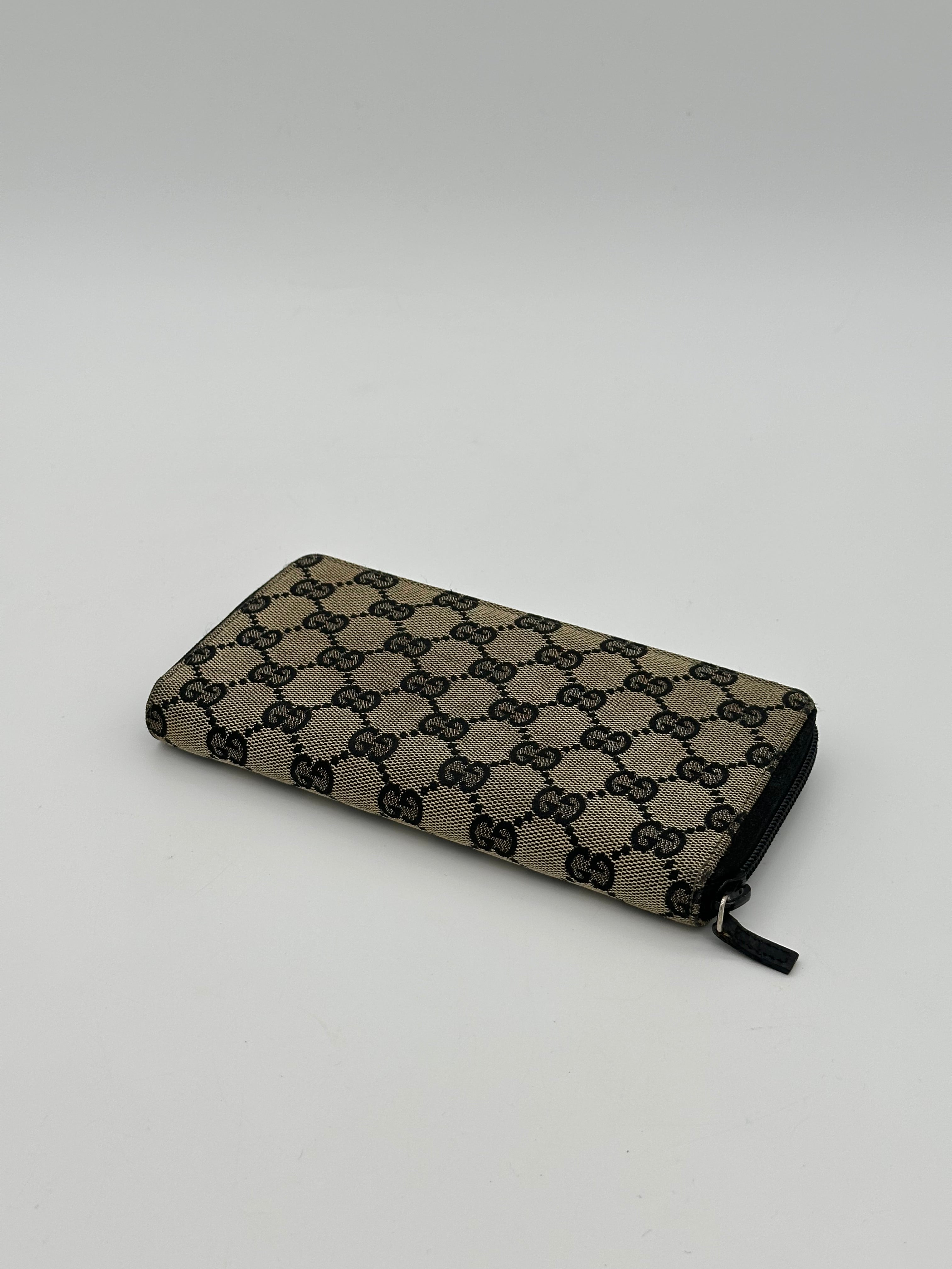 Gucci Zip Around Wallet