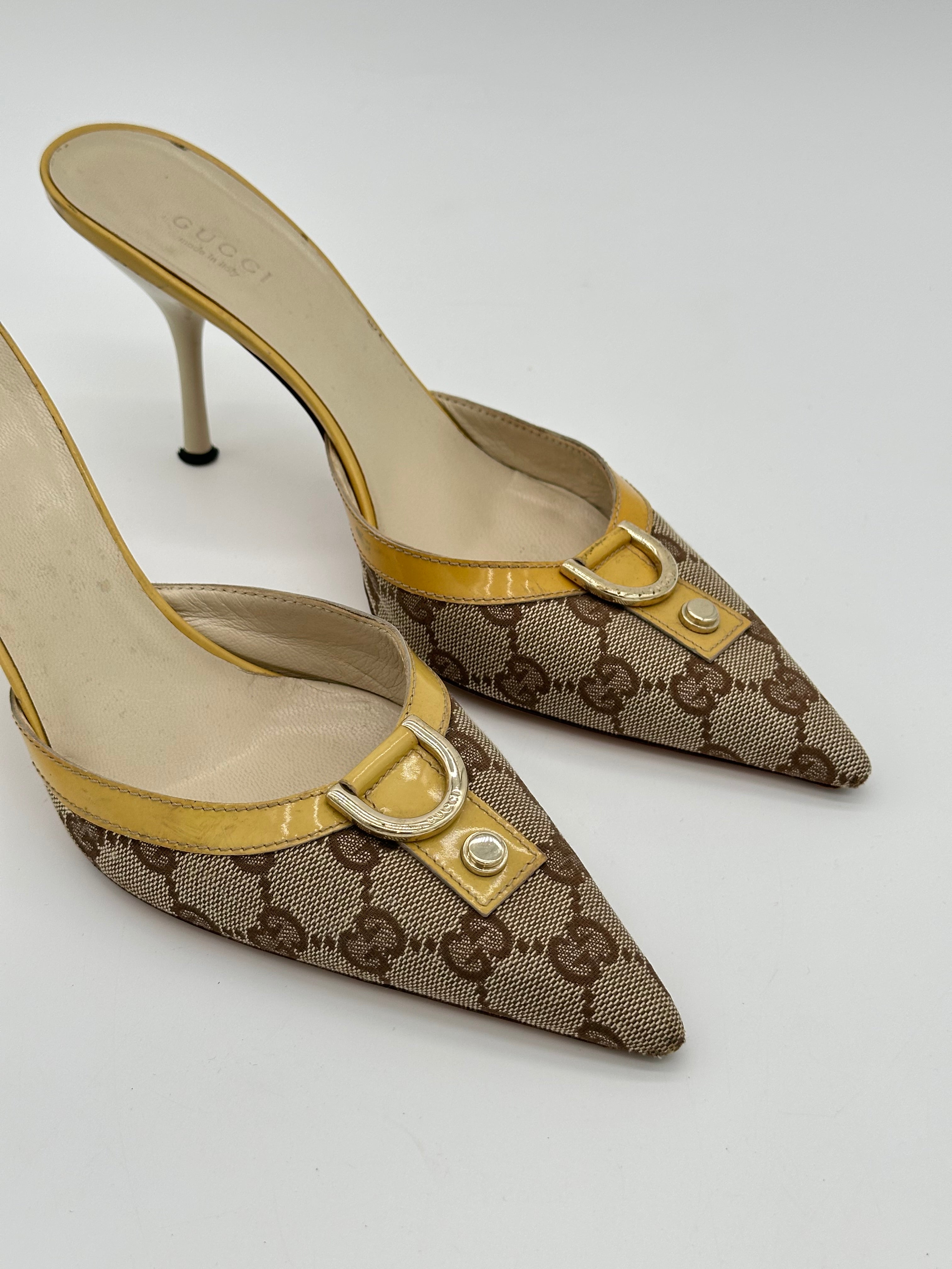 Gucci D-Ring pumps