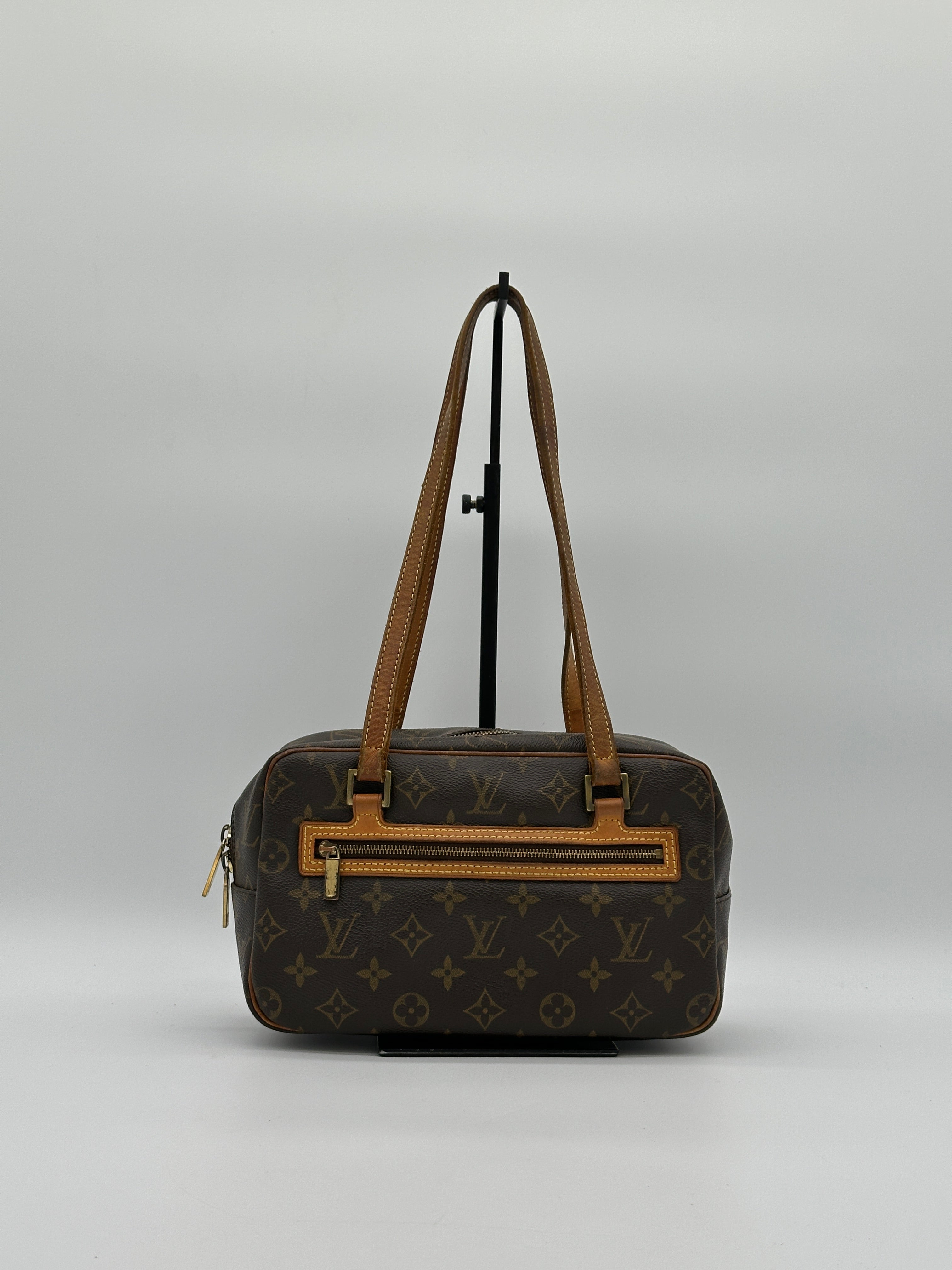 Louis Vuitton Cité MM