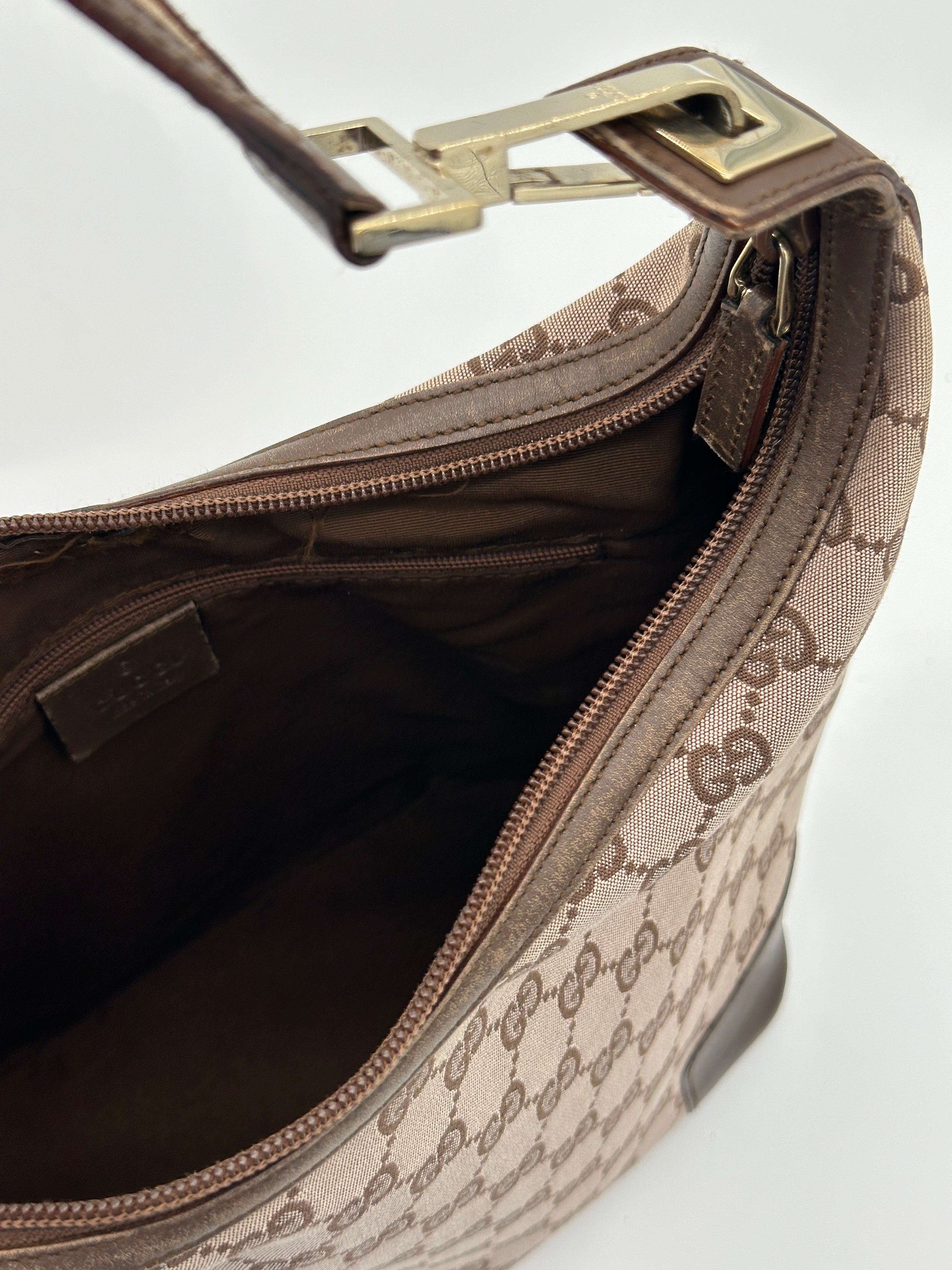 バッグ Gucci Archive GG Canvas Hobo Bag Brown Pre-loved Gucci Canvas Hobo Bag | Pepper Luxury Vintage