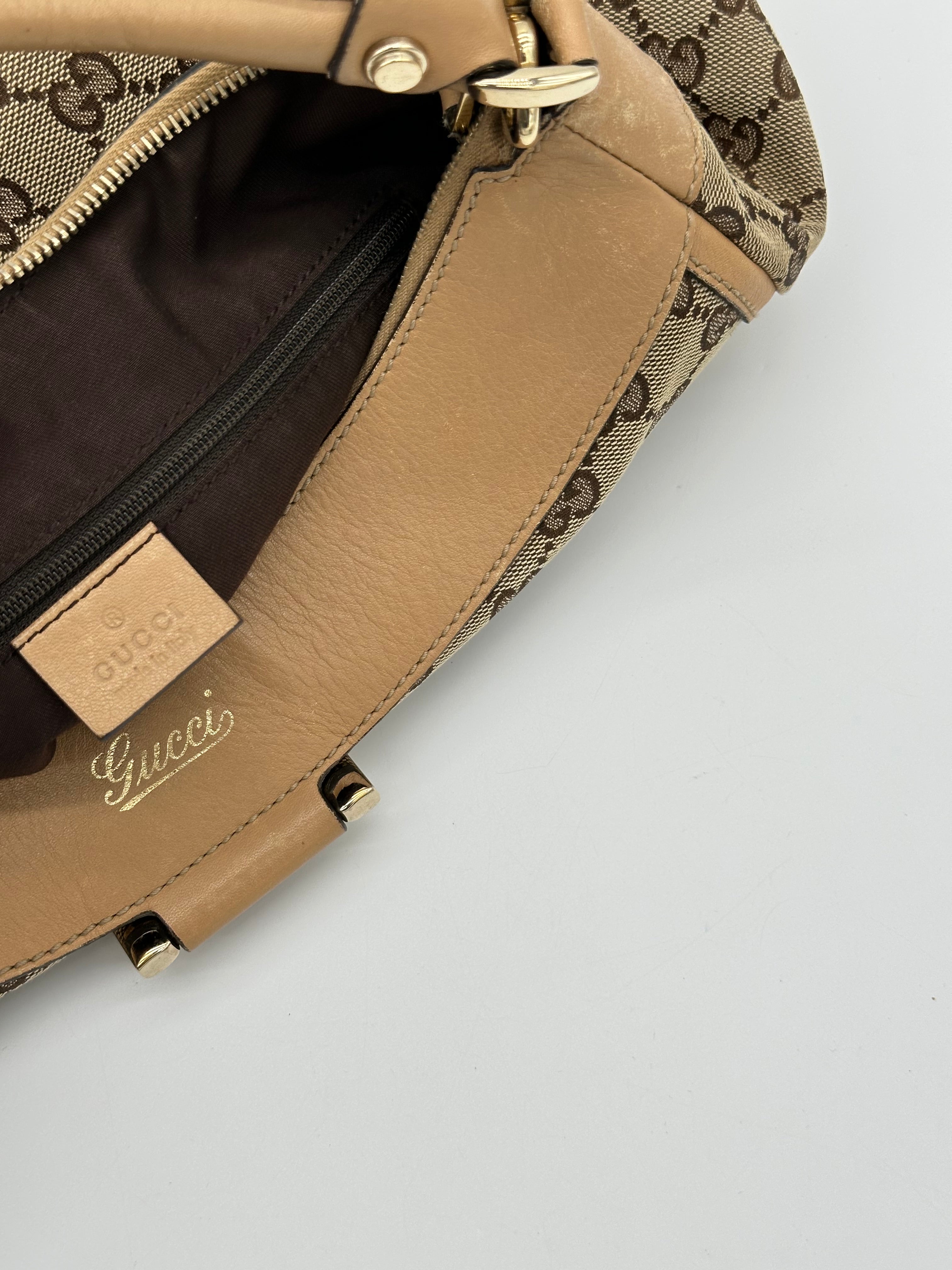 Pre-loved Gucci Abbey D-Ring Tote Bag | Pepper Luxury Vintage