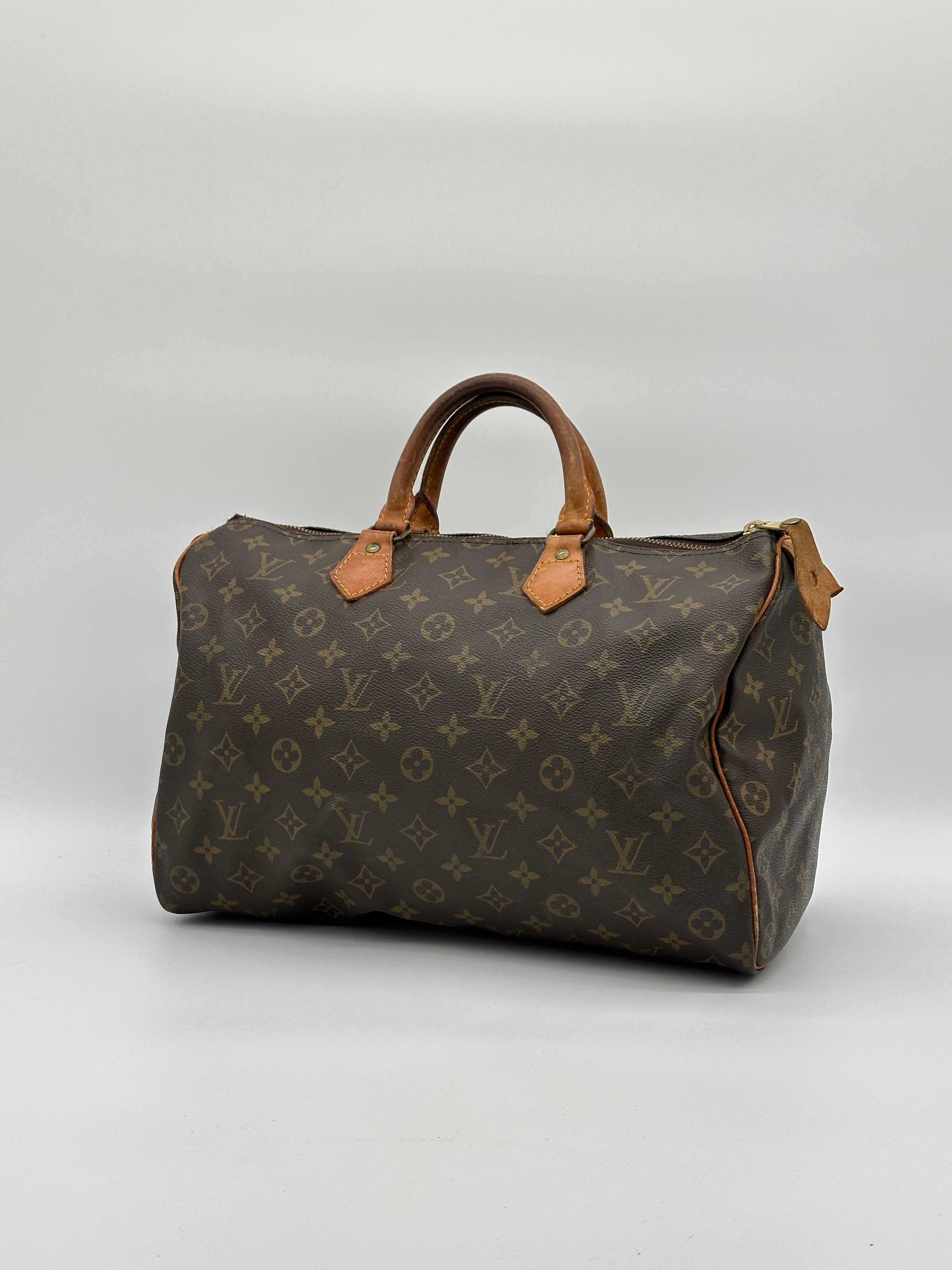 Pre-loved Louis Vuitton Speedy 35 | Pepper Luxury Vintage