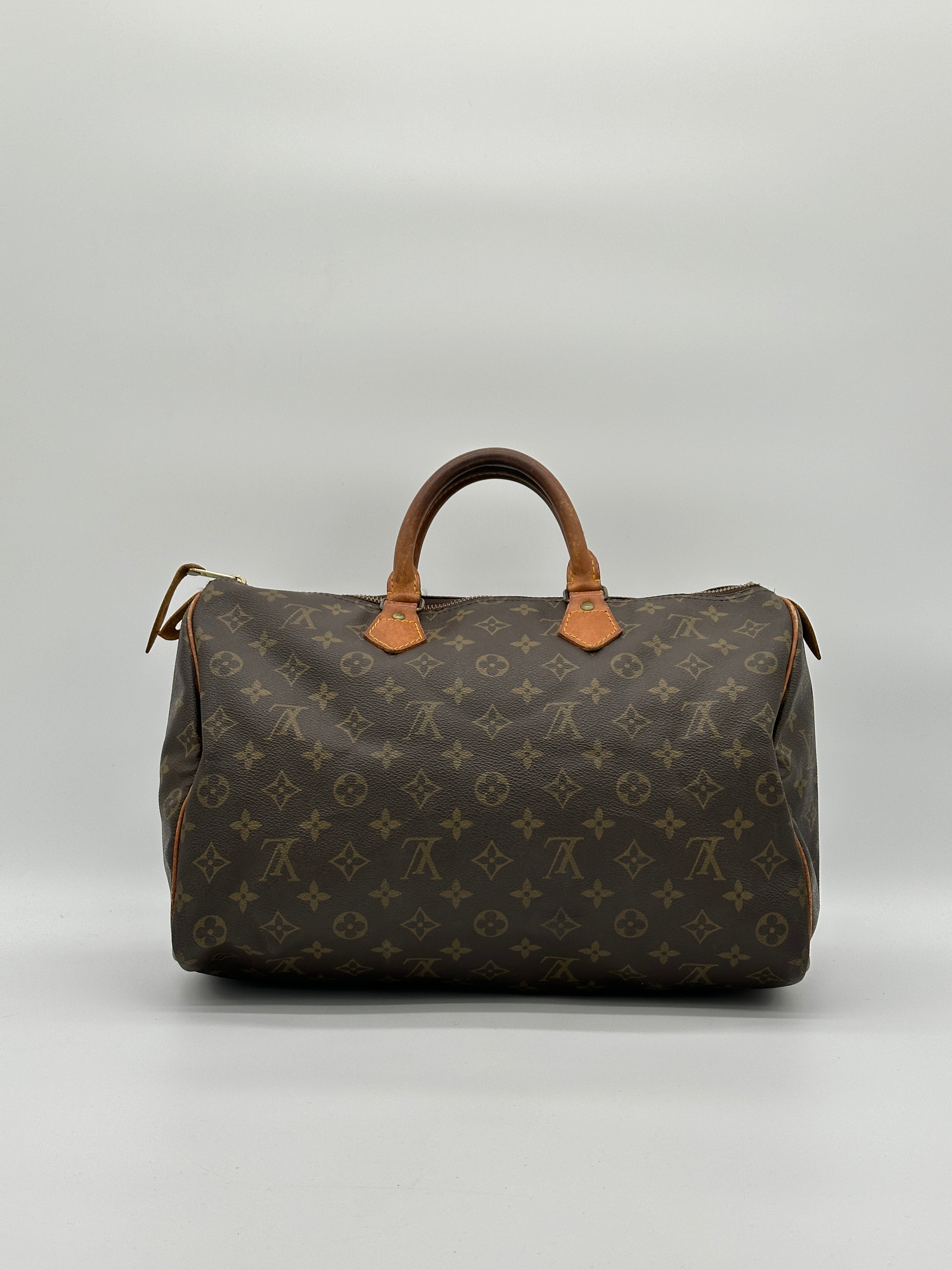 Pre-loved Louis Vuitton Speedy 35 | Pepper Luxury Vintage