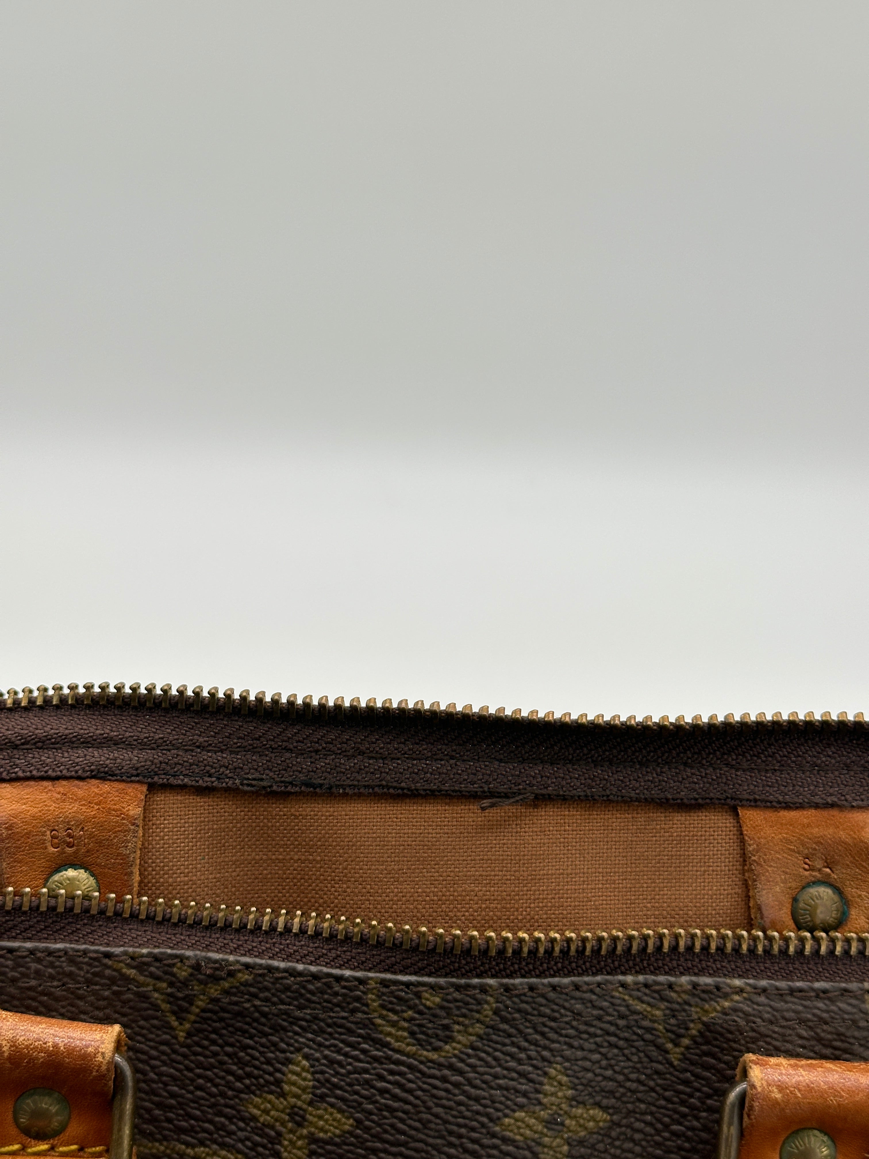 Pre-loved Louis Vuitton Speedy 35 | Pepper Luxury Vintage