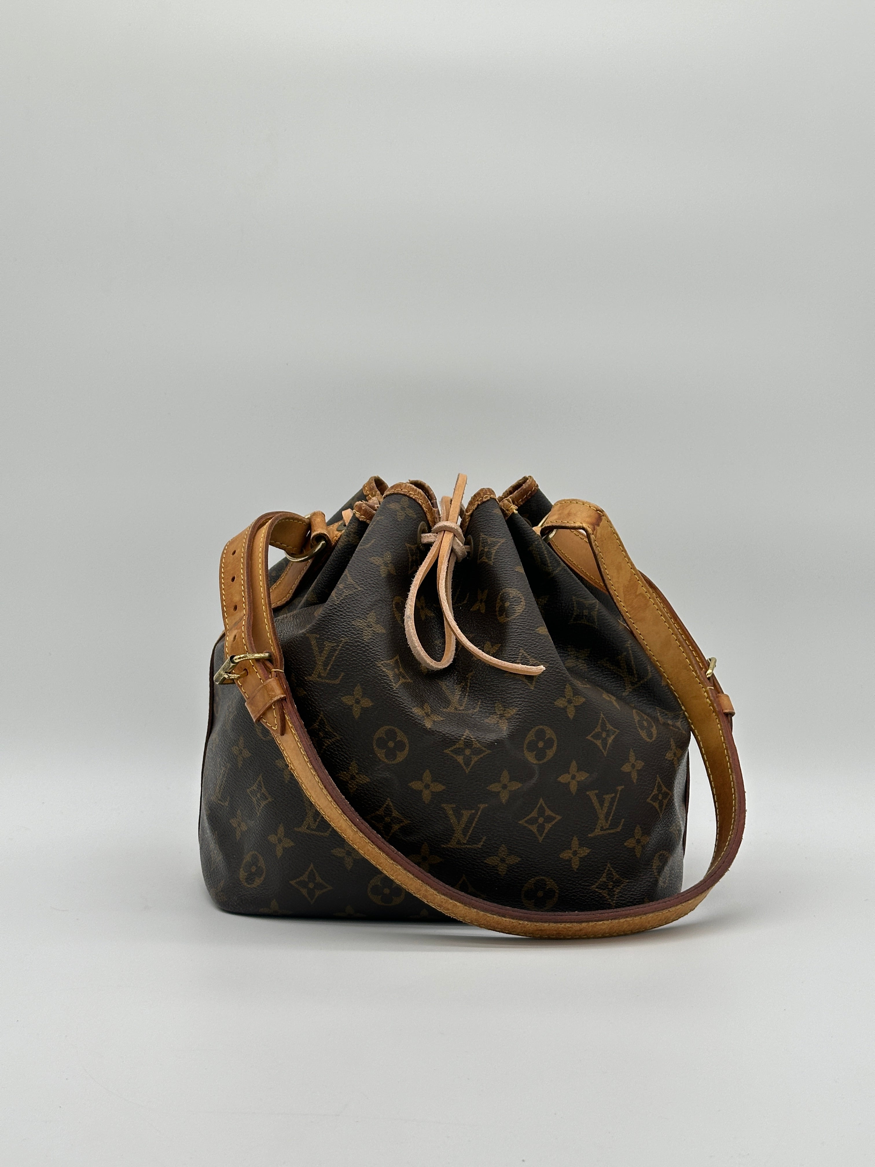 Pre-loved Louis Vuitton Petit Noé | Pepper Luxury Vintage