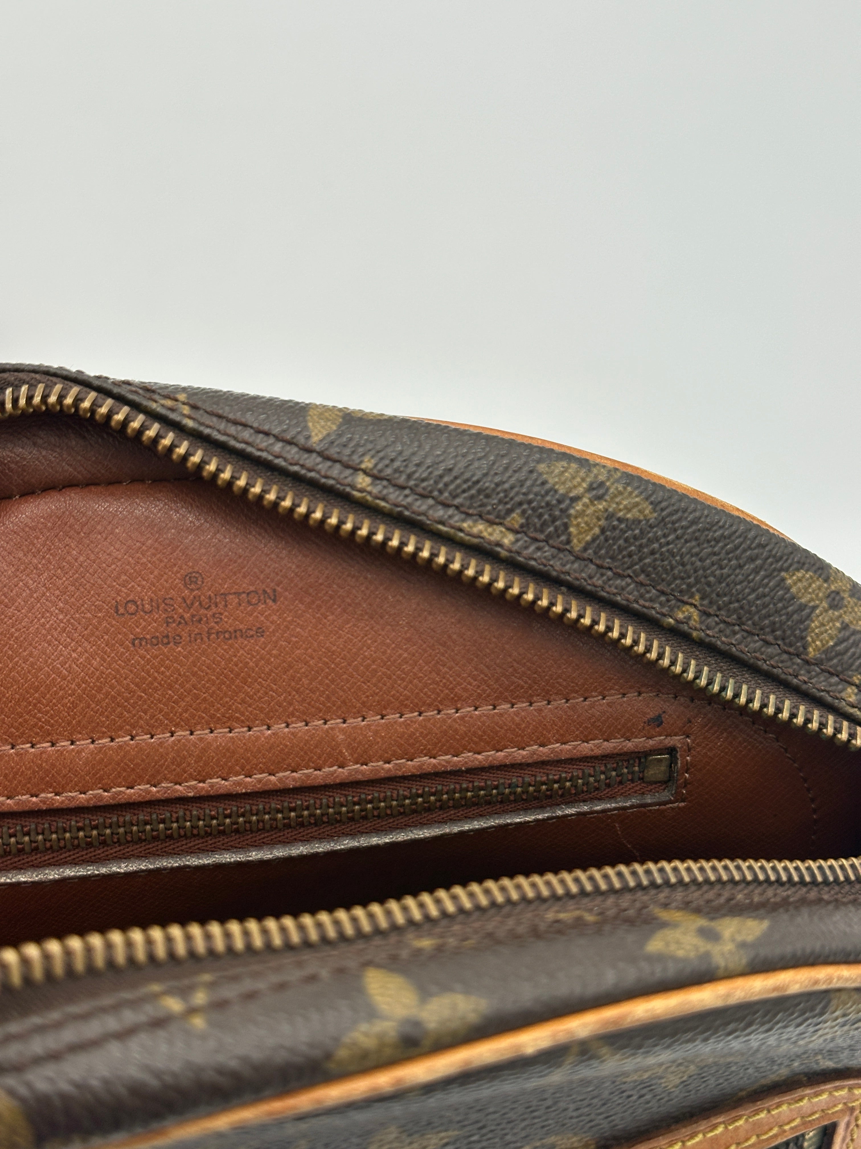 ちんすけ‼️Louis Vuitton シャンゼリゼ 17号 サイズS Pre-loved Louis Vuitton Senlis | Pepper Luxury Vintage