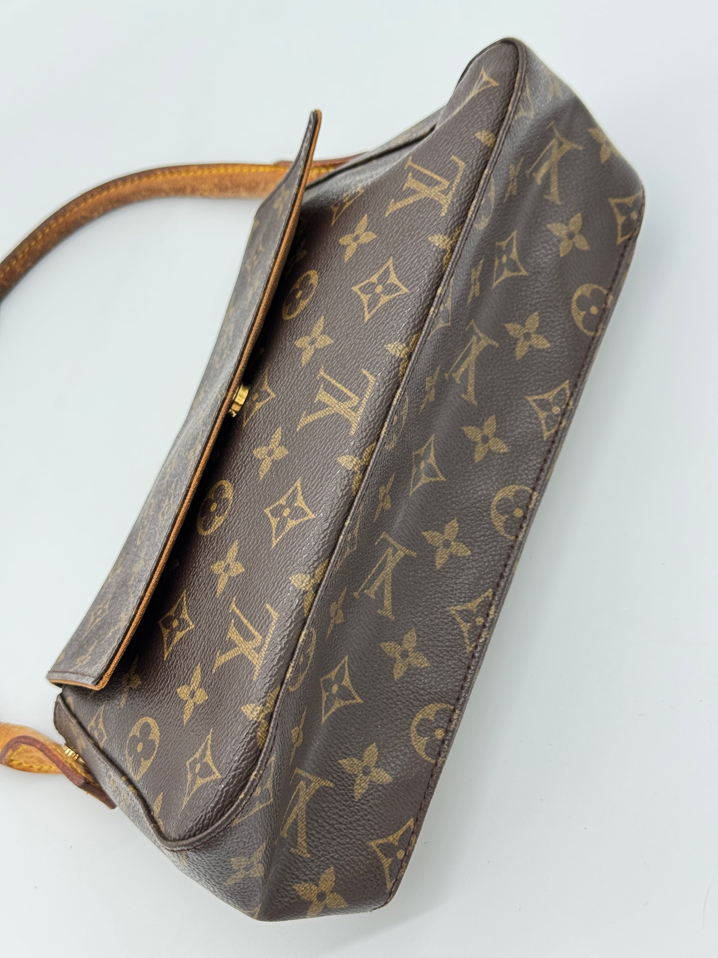Louis Vuitton Mini Looping