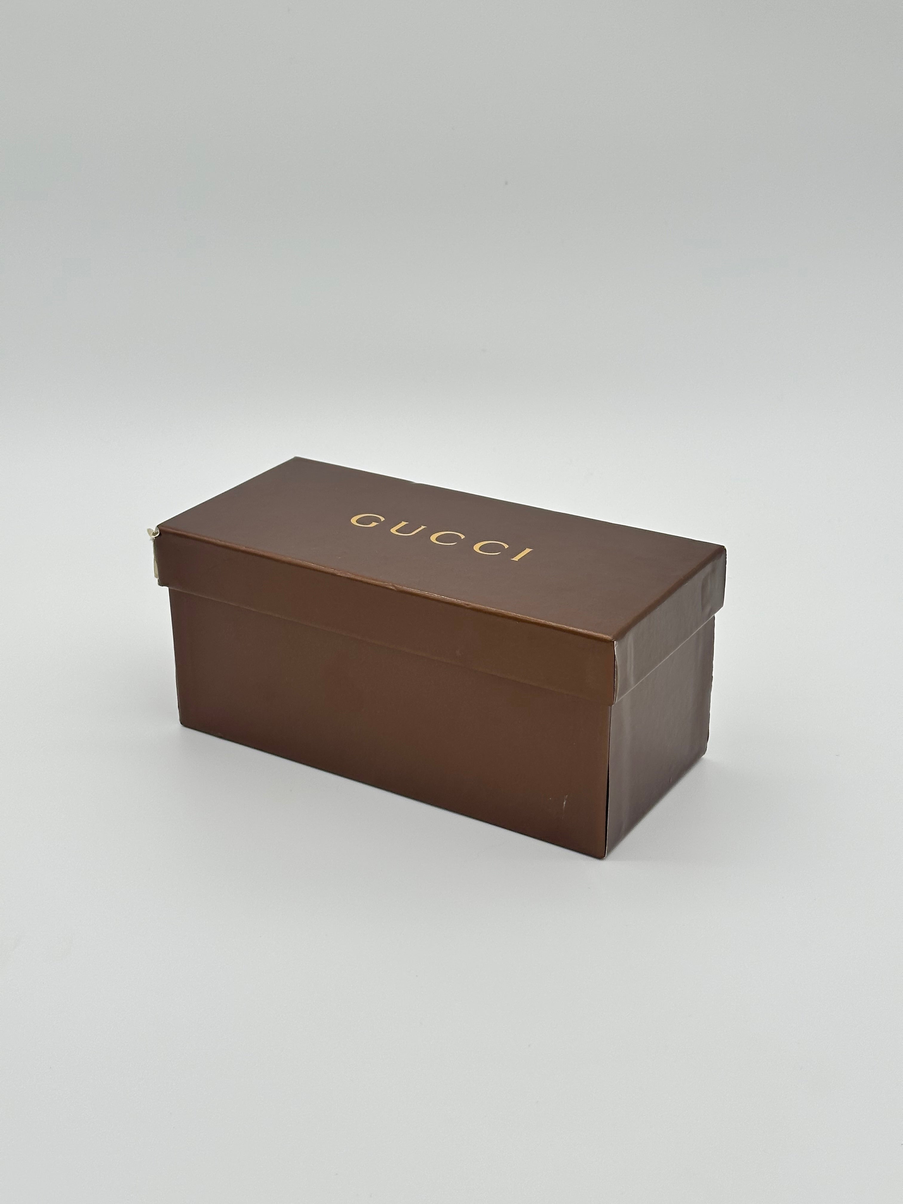 Pre-loved Gucci GG Cosmetic Pouch | Pepper Luxury Vintage
